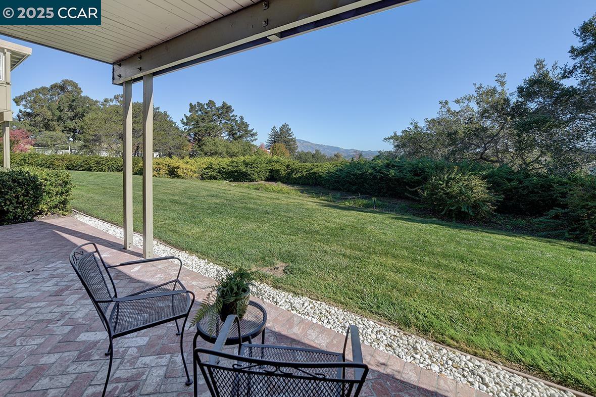 Detail Gallery Image 11 of 58 For 2409 Golden Rain Rd. #6,  Walnut Creek,  CA 94595 - 2 Beds | 1 Baths