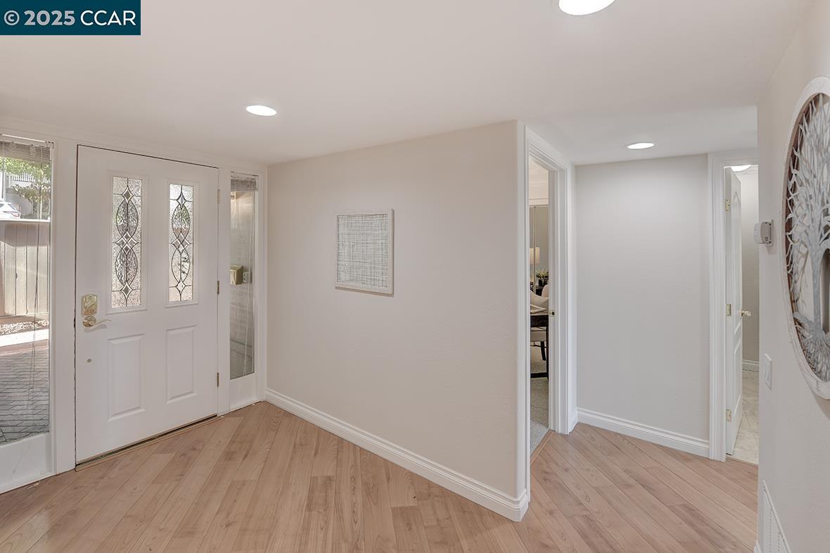 Detail Gallery Image 22 of 58 For 2409 Golden Rain Rd. #6,  Walnut Creek,  CA 94595 - 2 Beds | 1 Baths