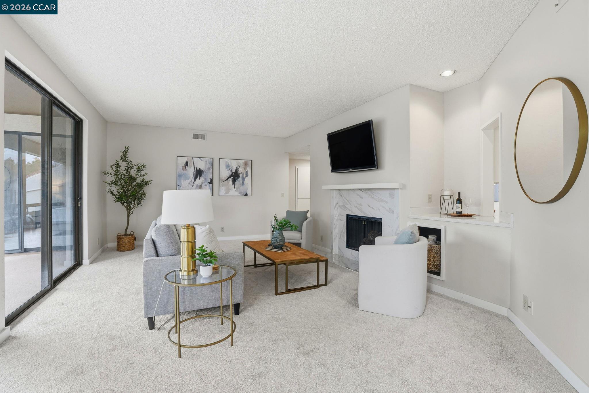 Photo #1: 41116416 Listing: Photo #1