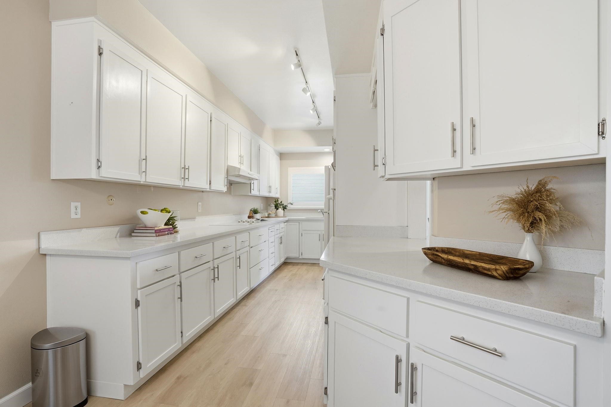 Detail Gallery Image 11 of 36 For 1221 Avenida Sevilla 1b,  Walnut Creek,  CA 94595 - 2 Beds | 2 Baths