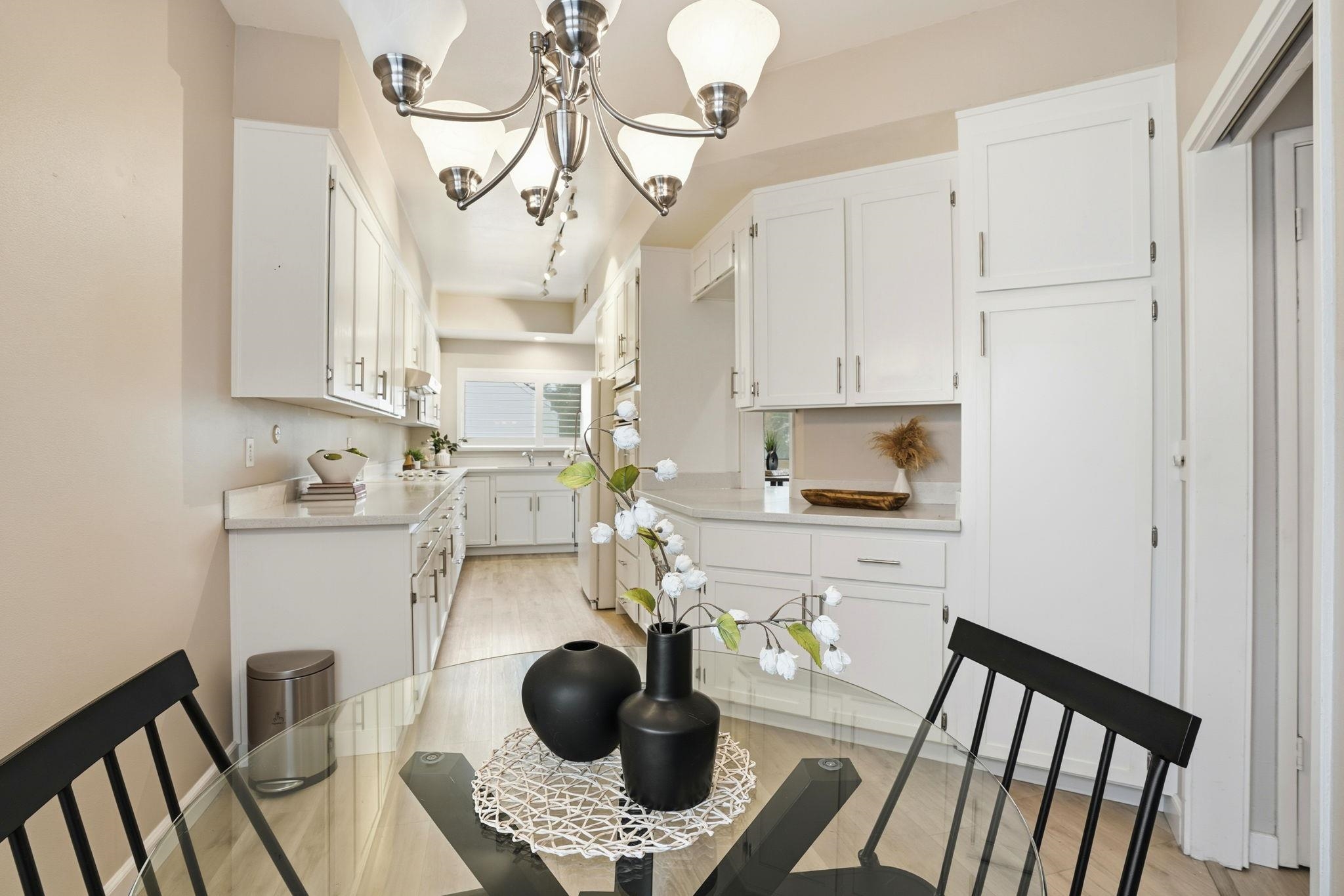 Detail Gallery Image 12 of 36 For 1221 Avenida Sevilla 1b,  Walnut Creek,  CA 94595 - 2 Beds | 2 Baths