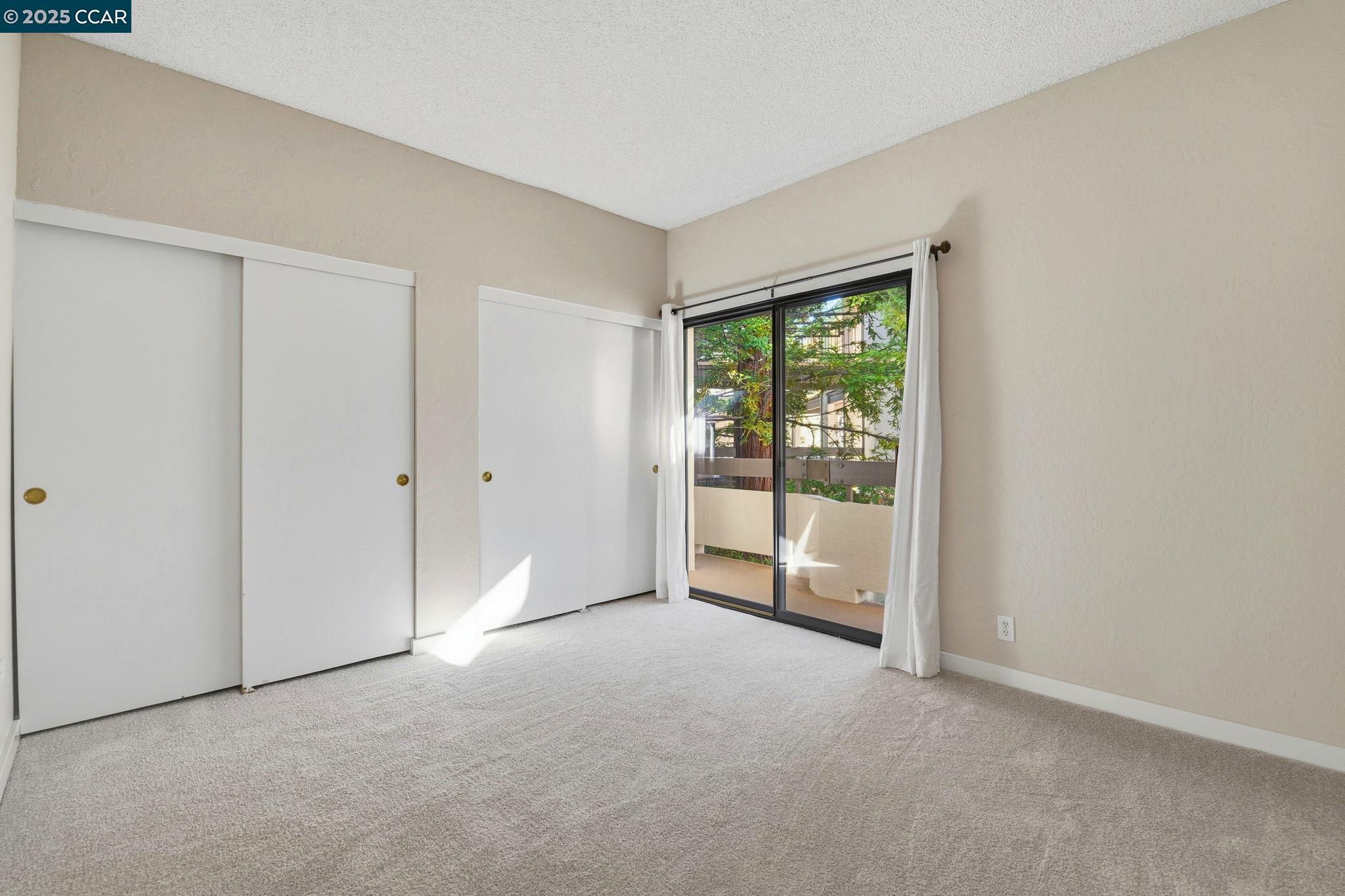 Detail Gallery Image 15 of 33 For 1221 Avenida Sevilla 1b,  Walnut Creek,  CA 94595 - 2 Beds | 2 Baths