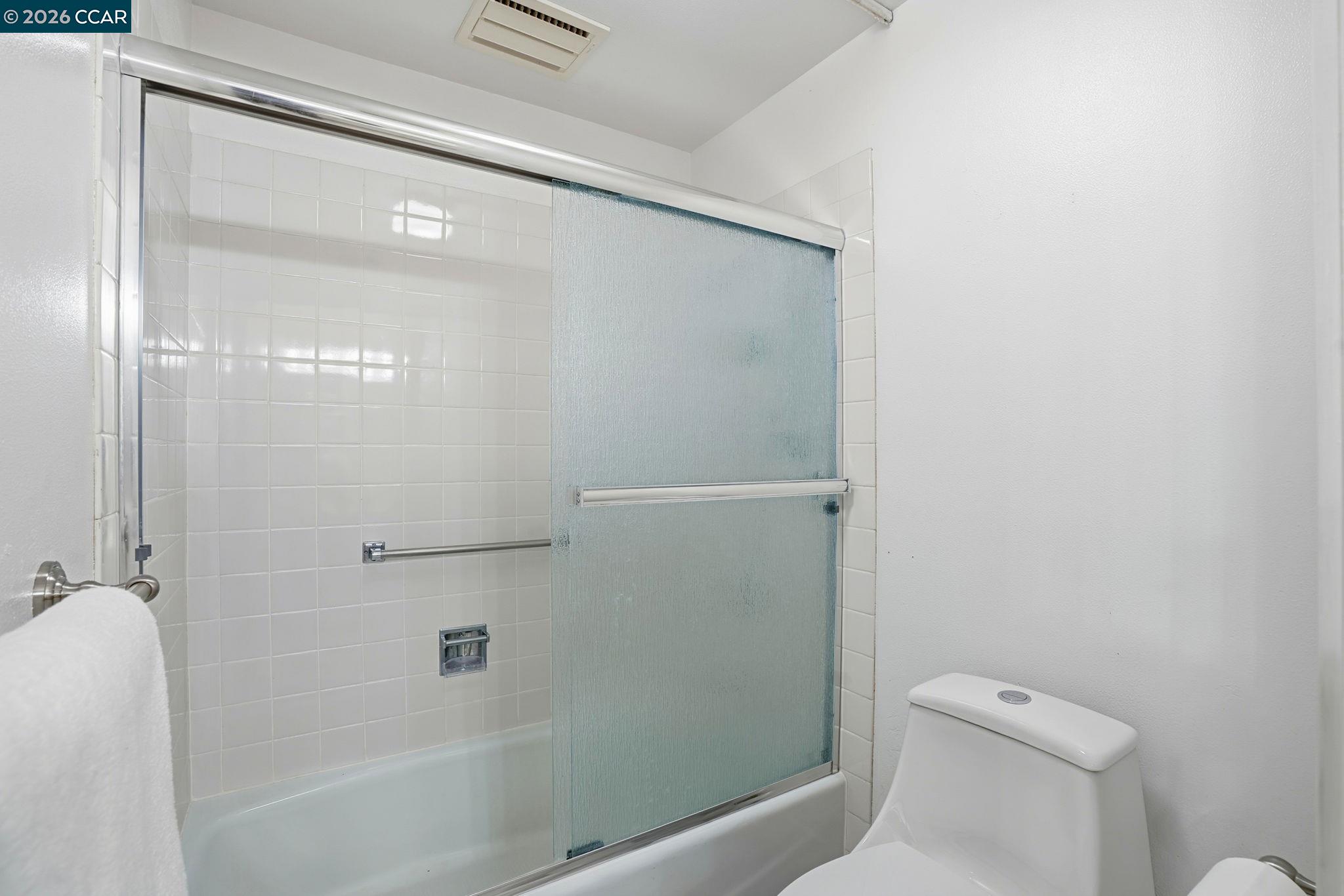 Photo #28: 41116416 Listing: Photo #28