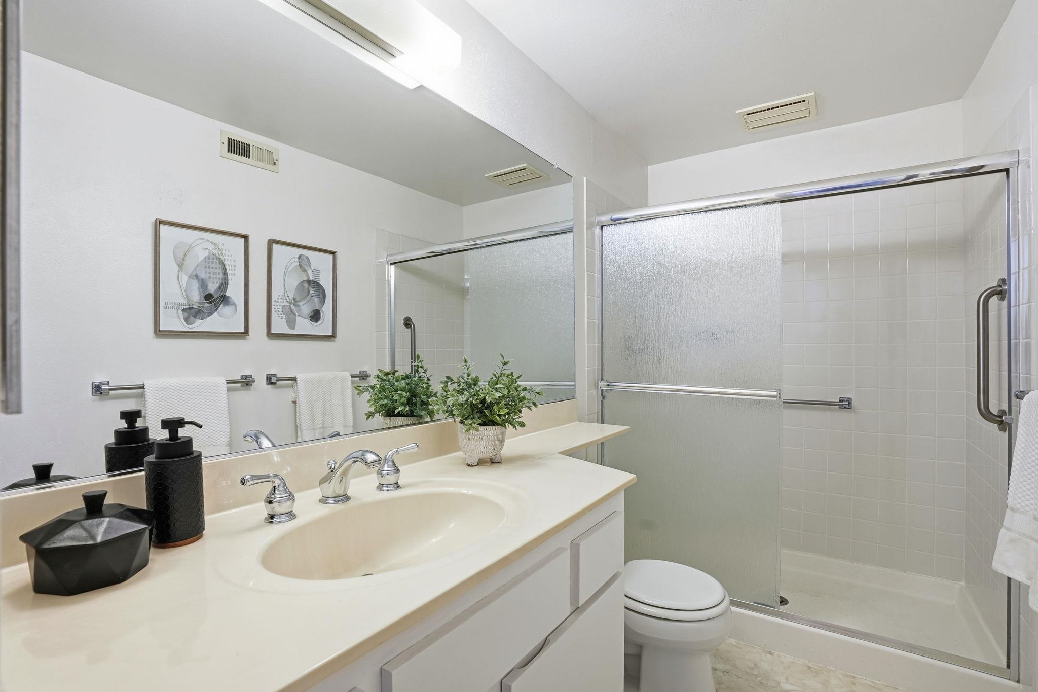 Detail Gallery Image 29 of 36 For 1221 Avenida Sevilla 1b,  Walnut Creek,  CA 94595 - 2 Beds | 2 Baths