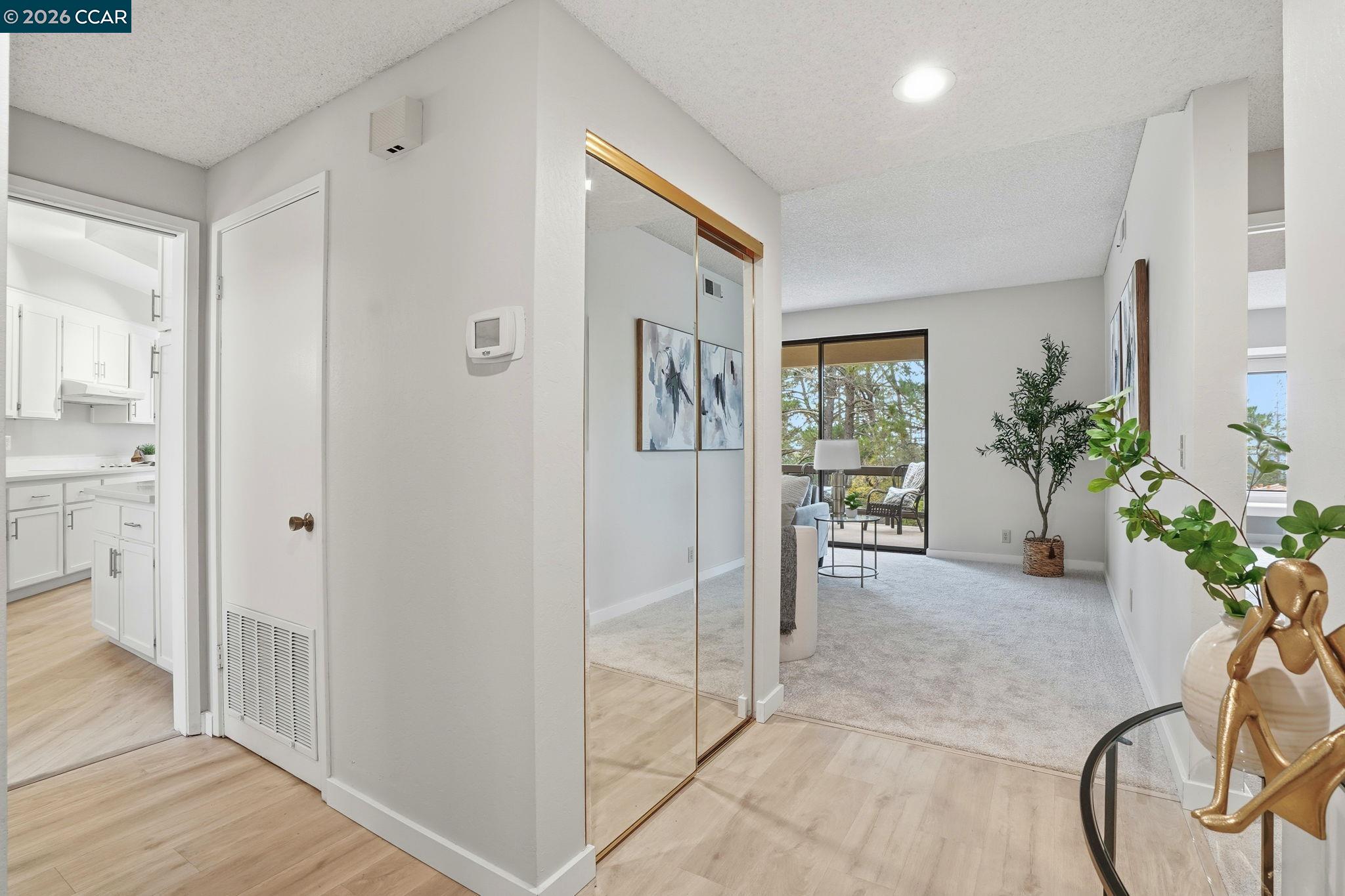 Photo #7: 41116416 Listing: Photo #7