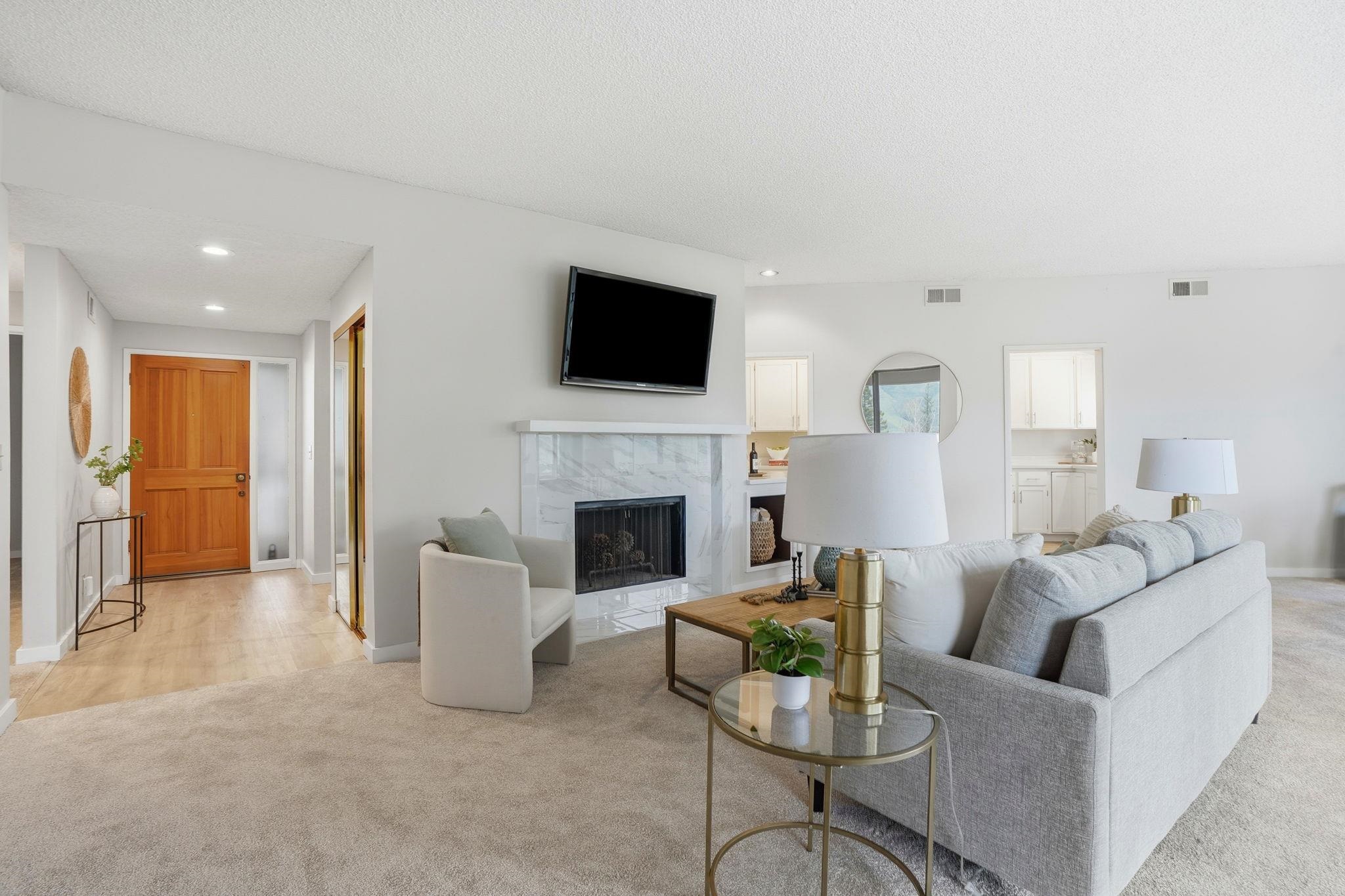 Detail Gallery Image 9 of 36 For 1221 Avenida Sevilla 1b,  Walnut Creek,  CA 94595 - 2 Beds | 2 Baths