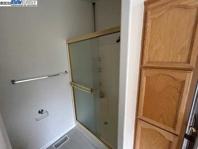 Detail Gallery Image 20 of 38 For 1400 Buckingham Way, Hayward,  CA 94544 - 3 Beds | 2 Baths