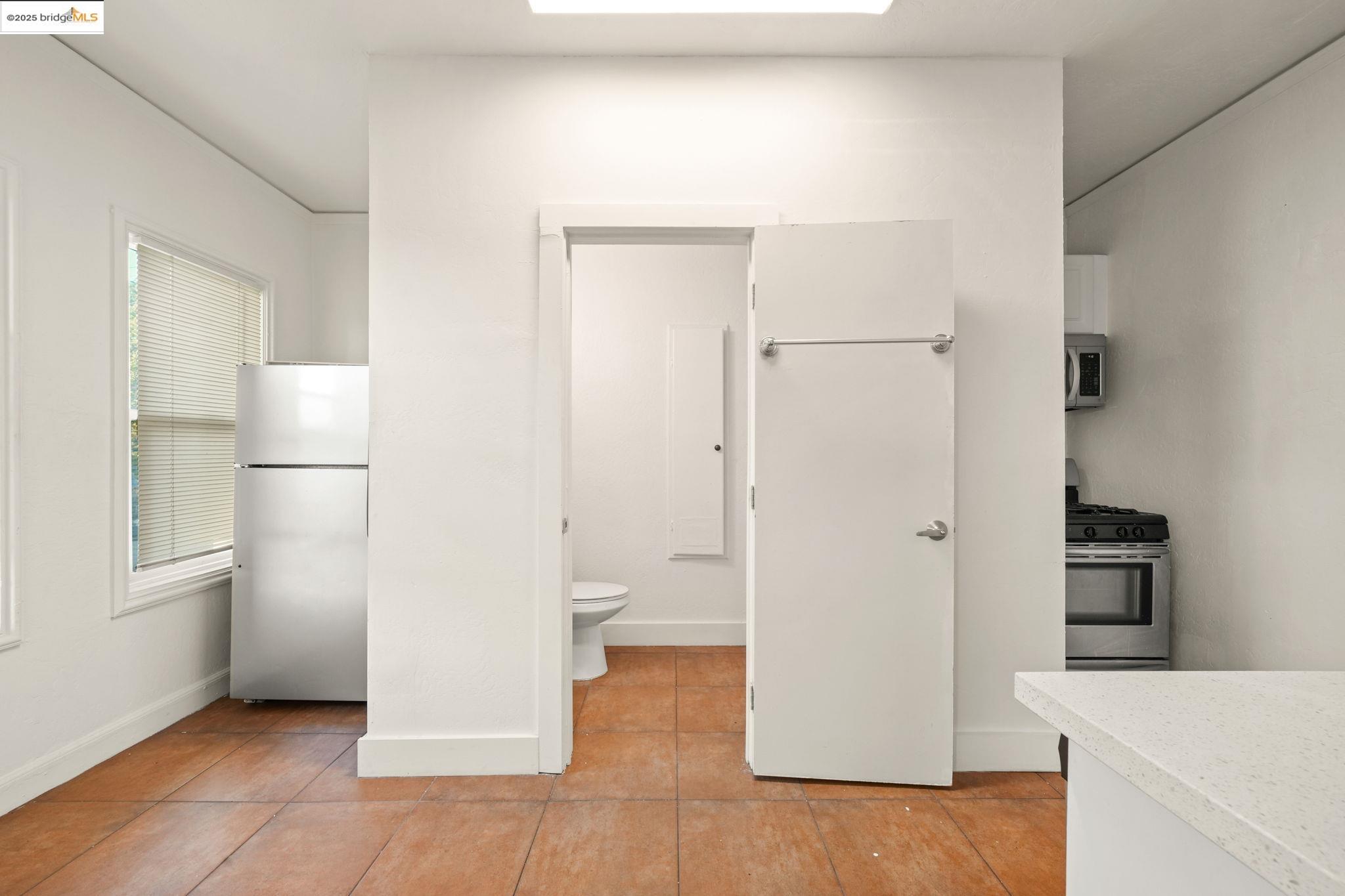 Detail Gallery Image 15 of 50 For 1440 23rd Ave, Oakland,  CA 94606 - – Beds | – Baths