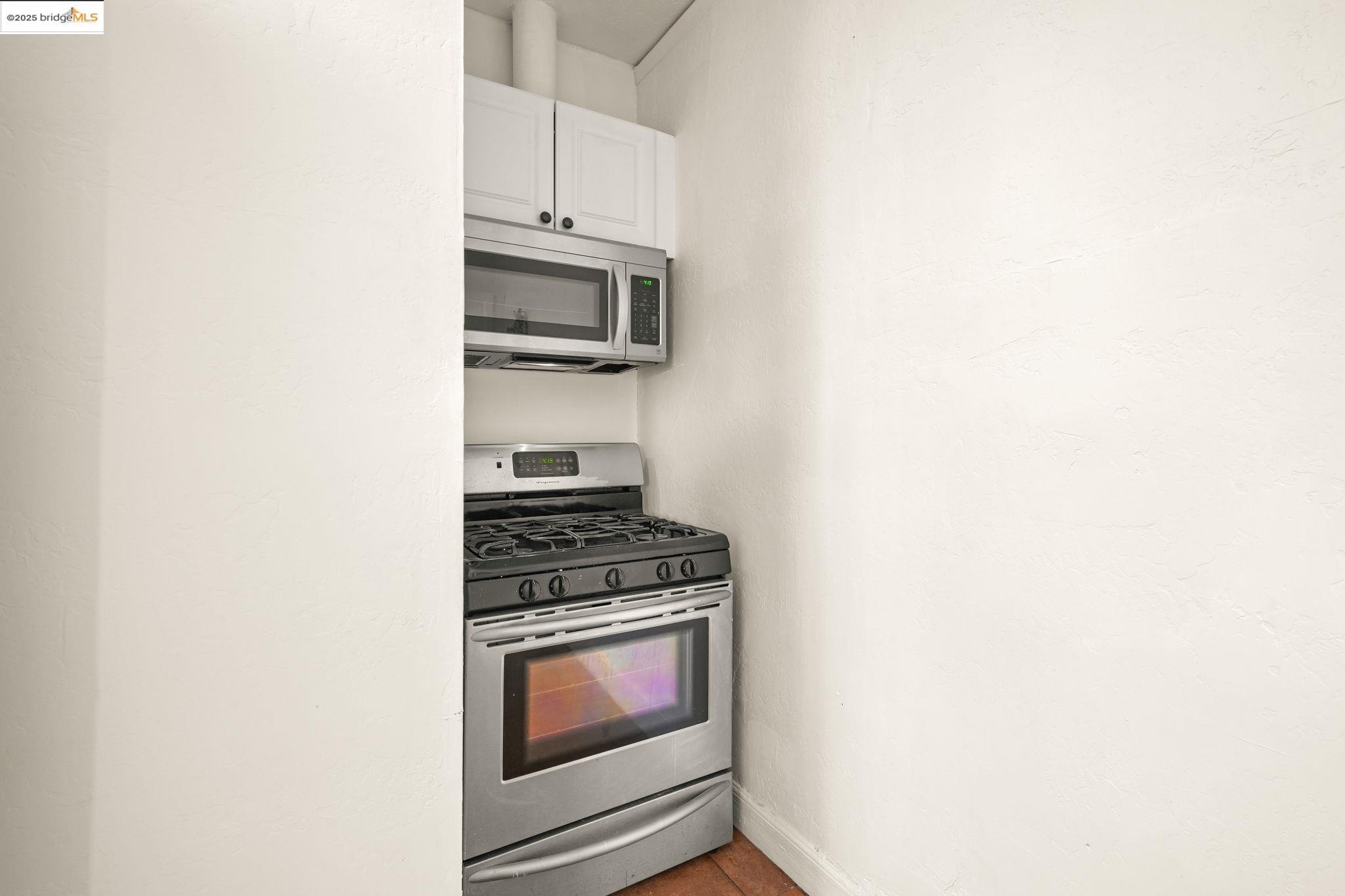 Detail Gallery Image 16 of 50 For 1440 23rd Ave, Oakland,  CA 94606 - – Beds | – Baths