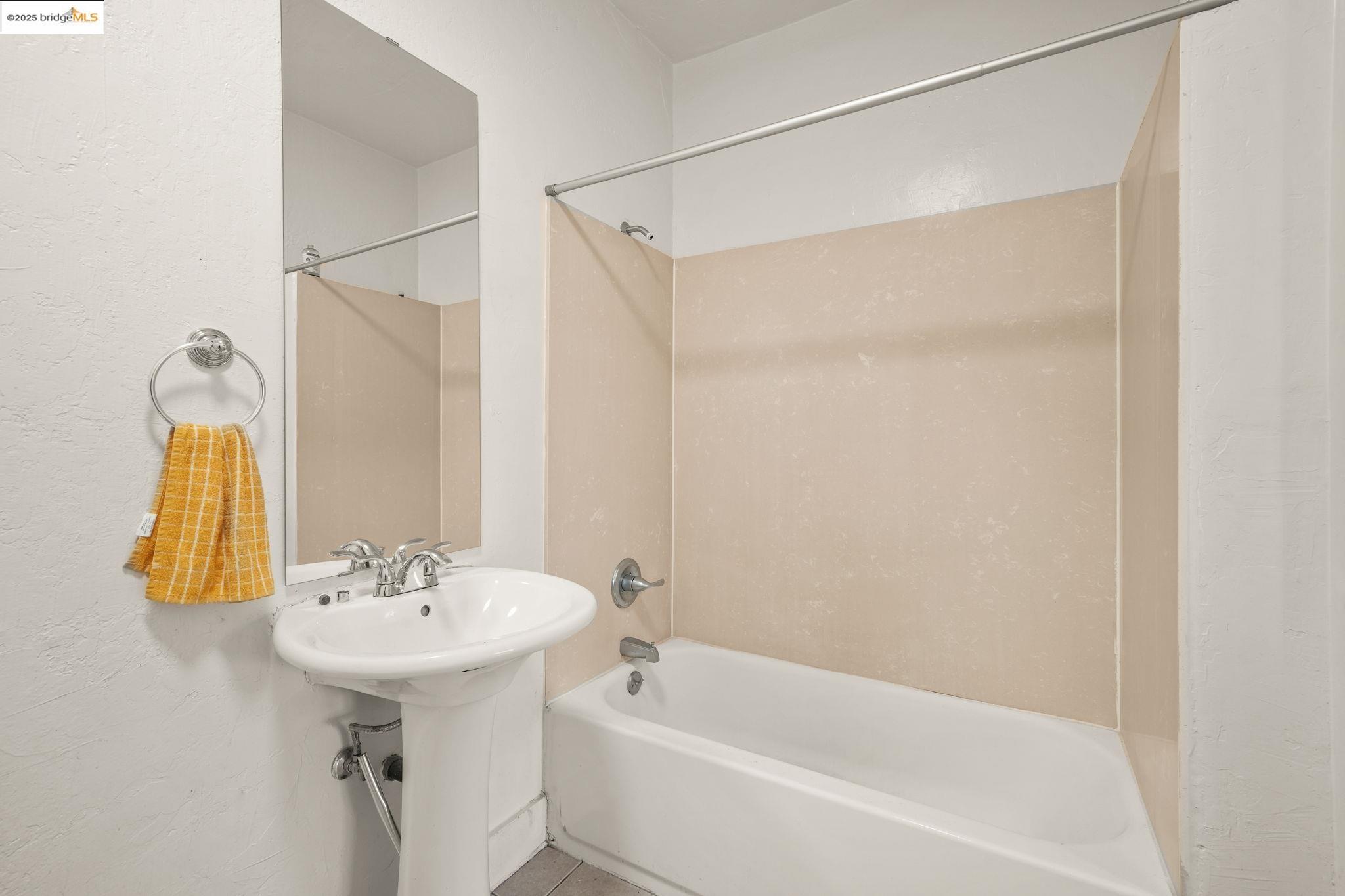 Detail Gallery Image 25 of 50 For 1440 23rd Ave, Oakland,  CA 94606 - – Beds | – Baths