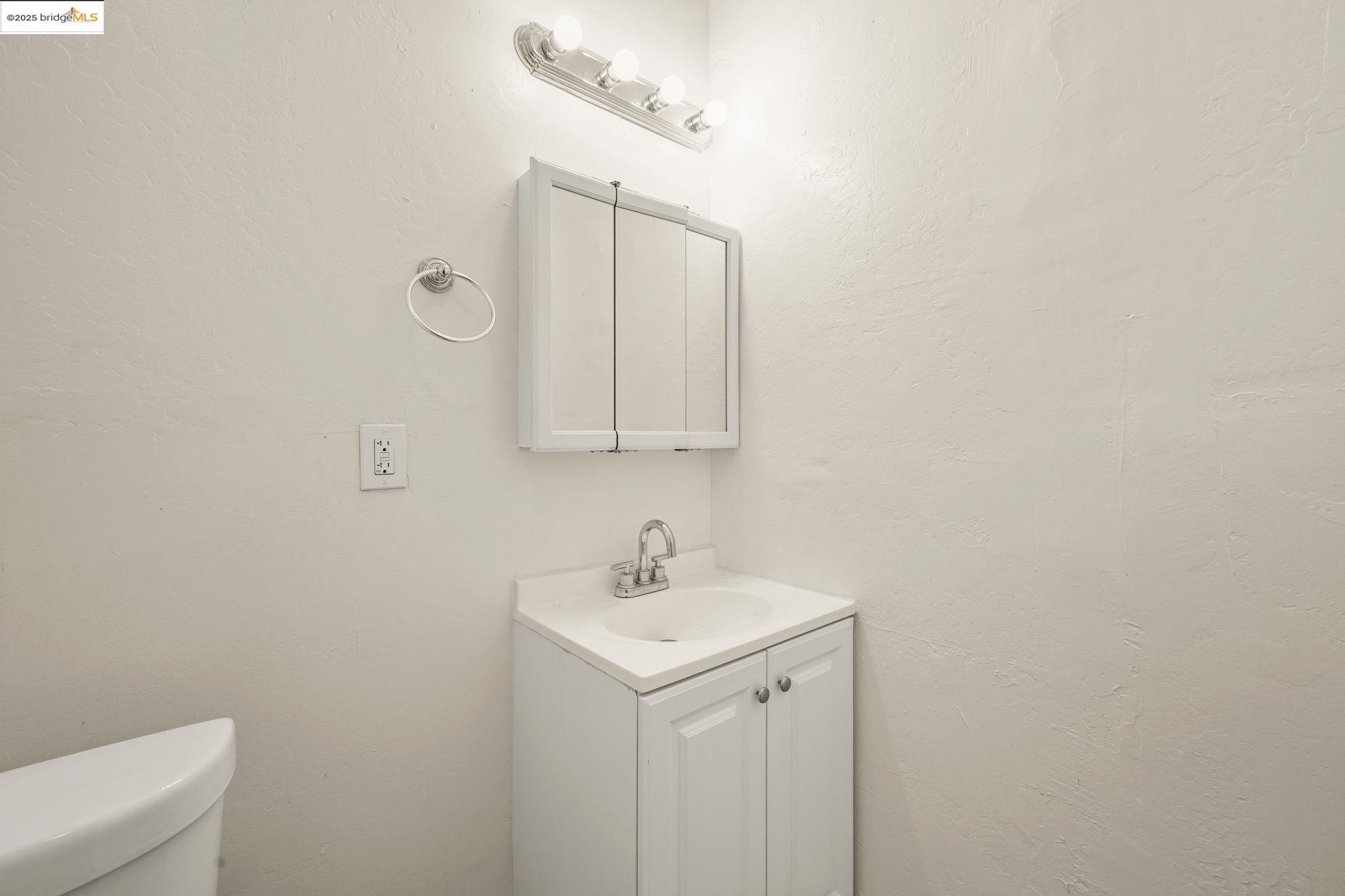 Detail Gallery Image 33 of 50 For 1440 23rd Ave, Oakland,  CA 94606 - – Beds | – Baths