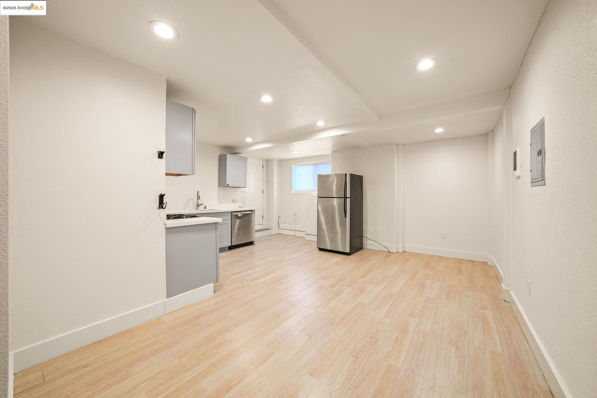 Detail Gallery Image 37 of 50 For 1440 23rd Ave, Oakland,  CA 94606 - – Beds | – Baths