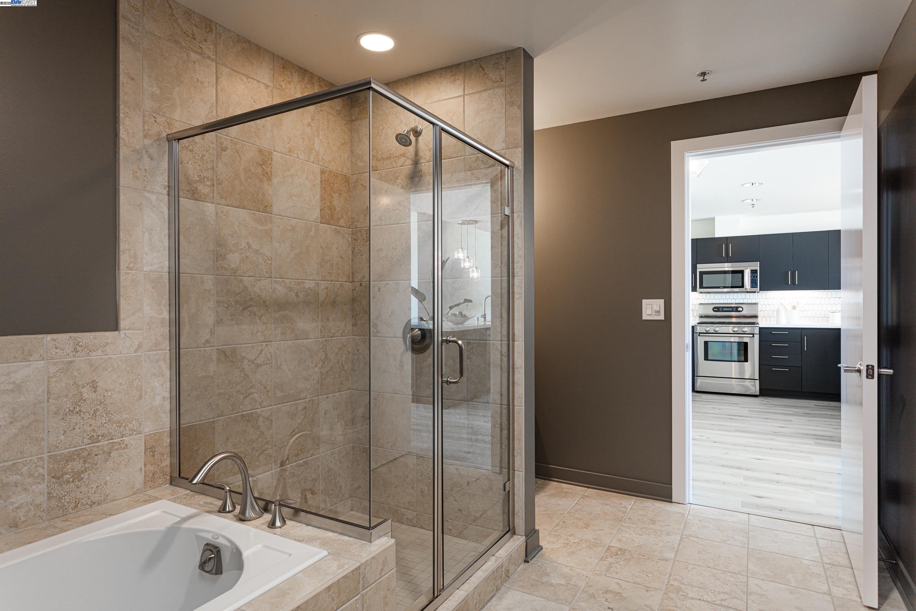 Detail Gallery Image 15 of 34 For 222 Broadway #712,  Oakland,  CA 94607 - 1 Beds | 1 Baths