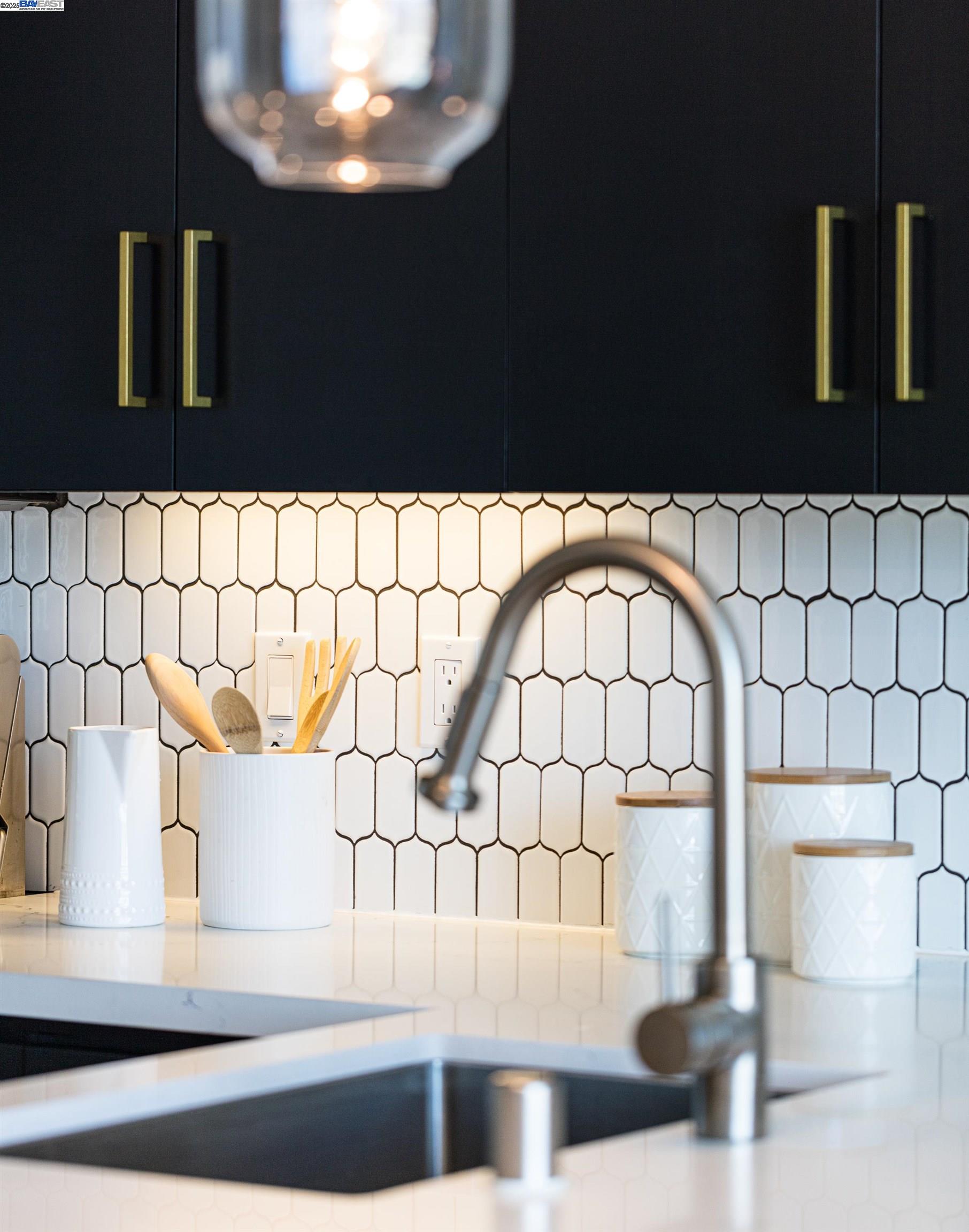 Detail Gallery Image 8 of 34 For 222 Broadway #712,  Oakland,  CA 94607 - 1 Beds | 1 Baths