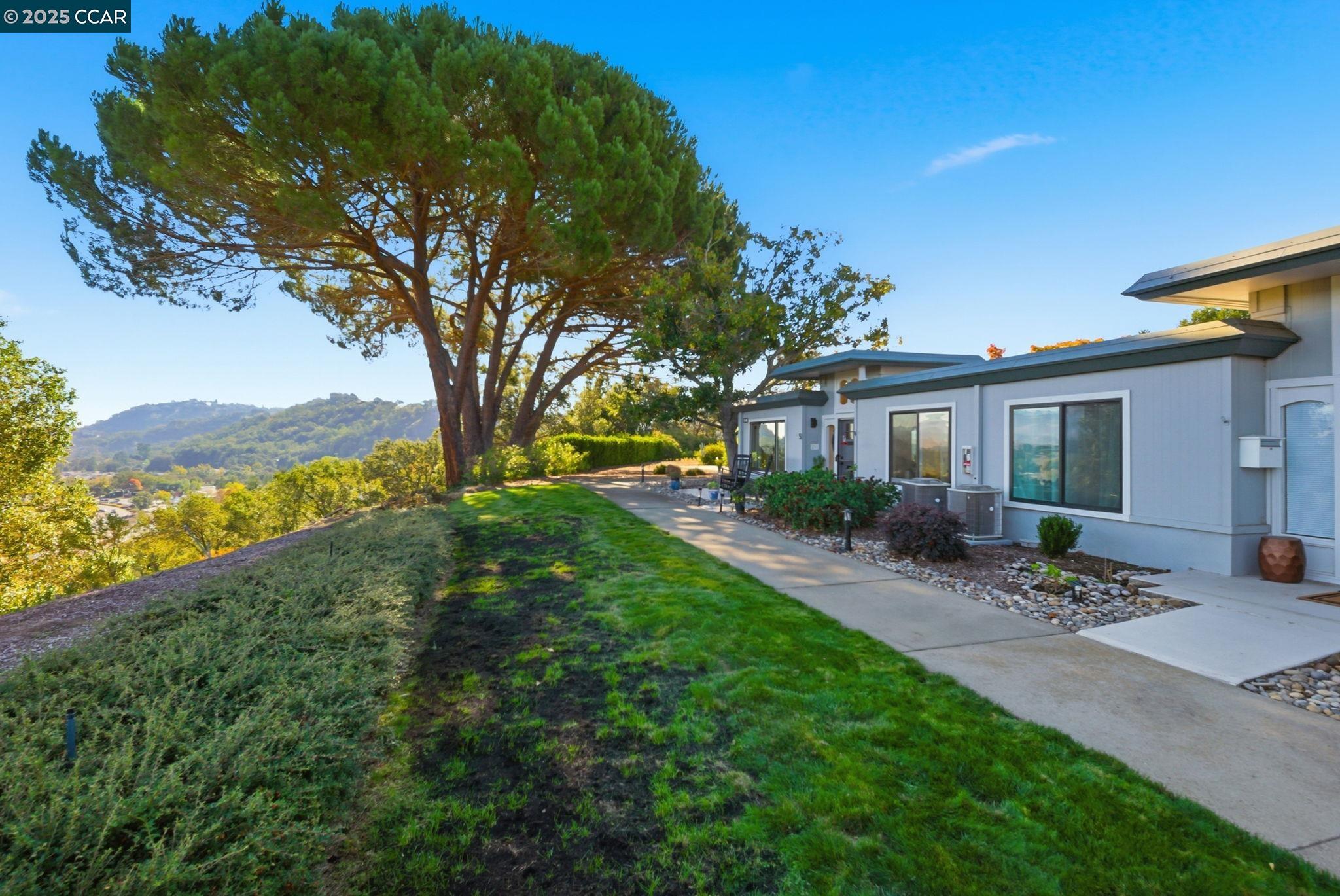 Detail Gallery Image 58 of 60 For 1940 Golden Rain #5,  Walnut Creek,  CA 94595 - 2 Beds | 2 Baths