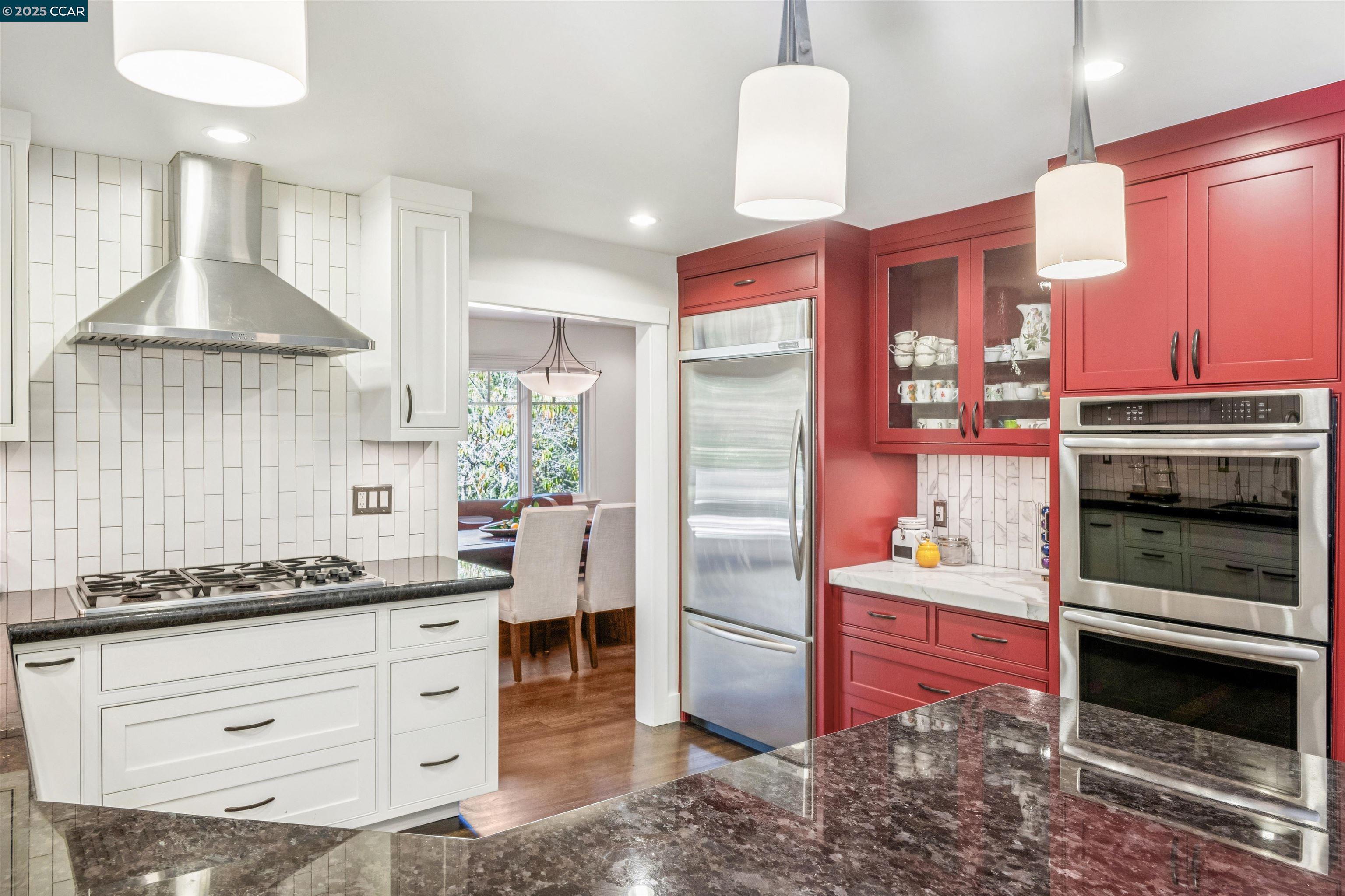 Detail Gallery Image 14 of 39 For 1126 N. Thompson Road, Lafayette,  CA 94549 - 5 Beds | 3 Baths