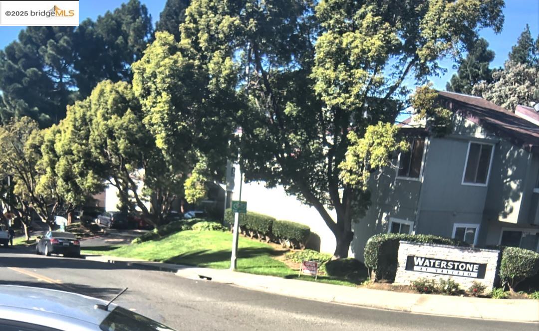 Front Image Thumbnail for EB41116426