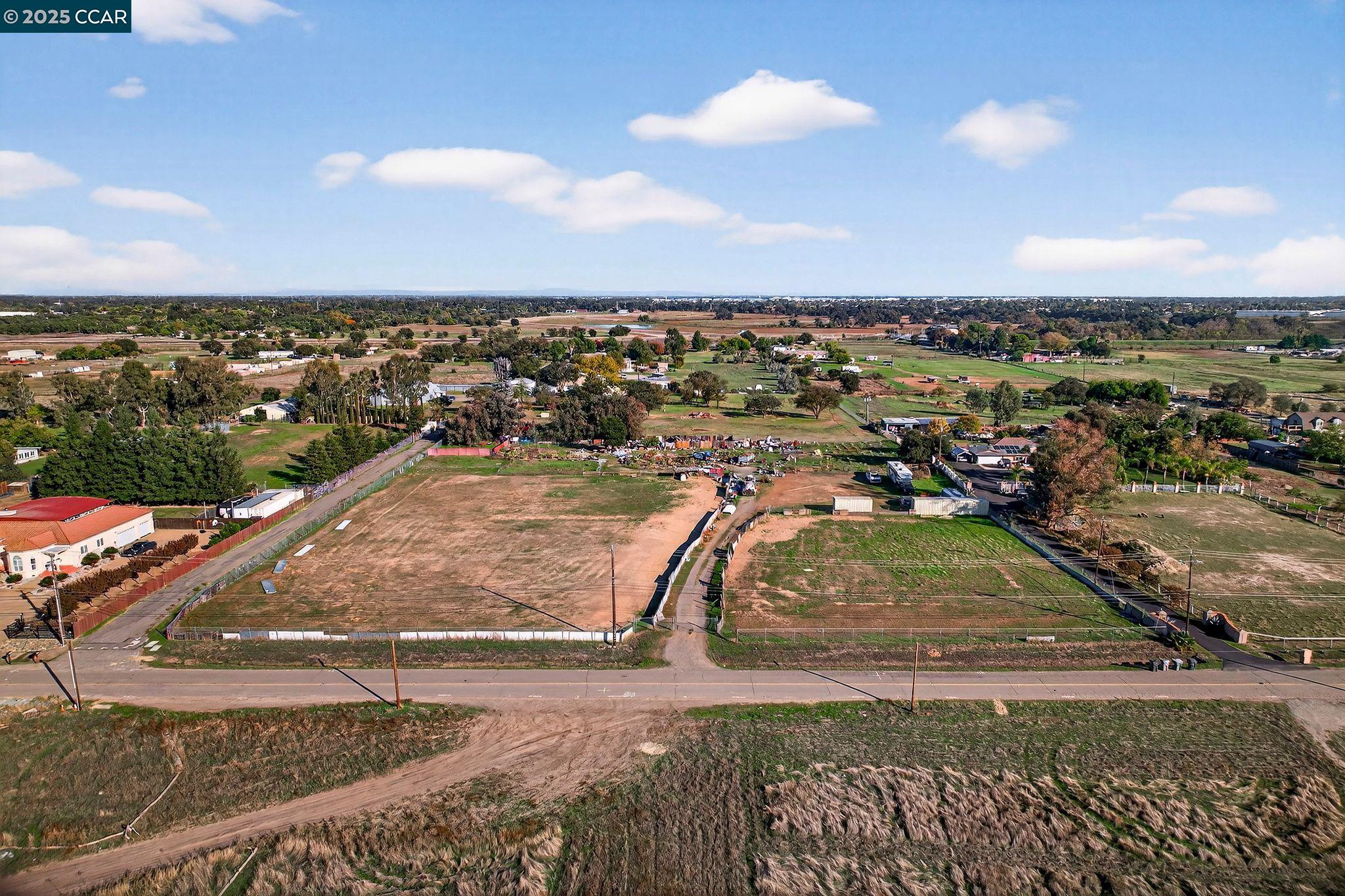 Detail Gallery Image 11 of 26 For 5500 Sorento Rd, Sacramento,  CA 95835 - – Beds | – Baths