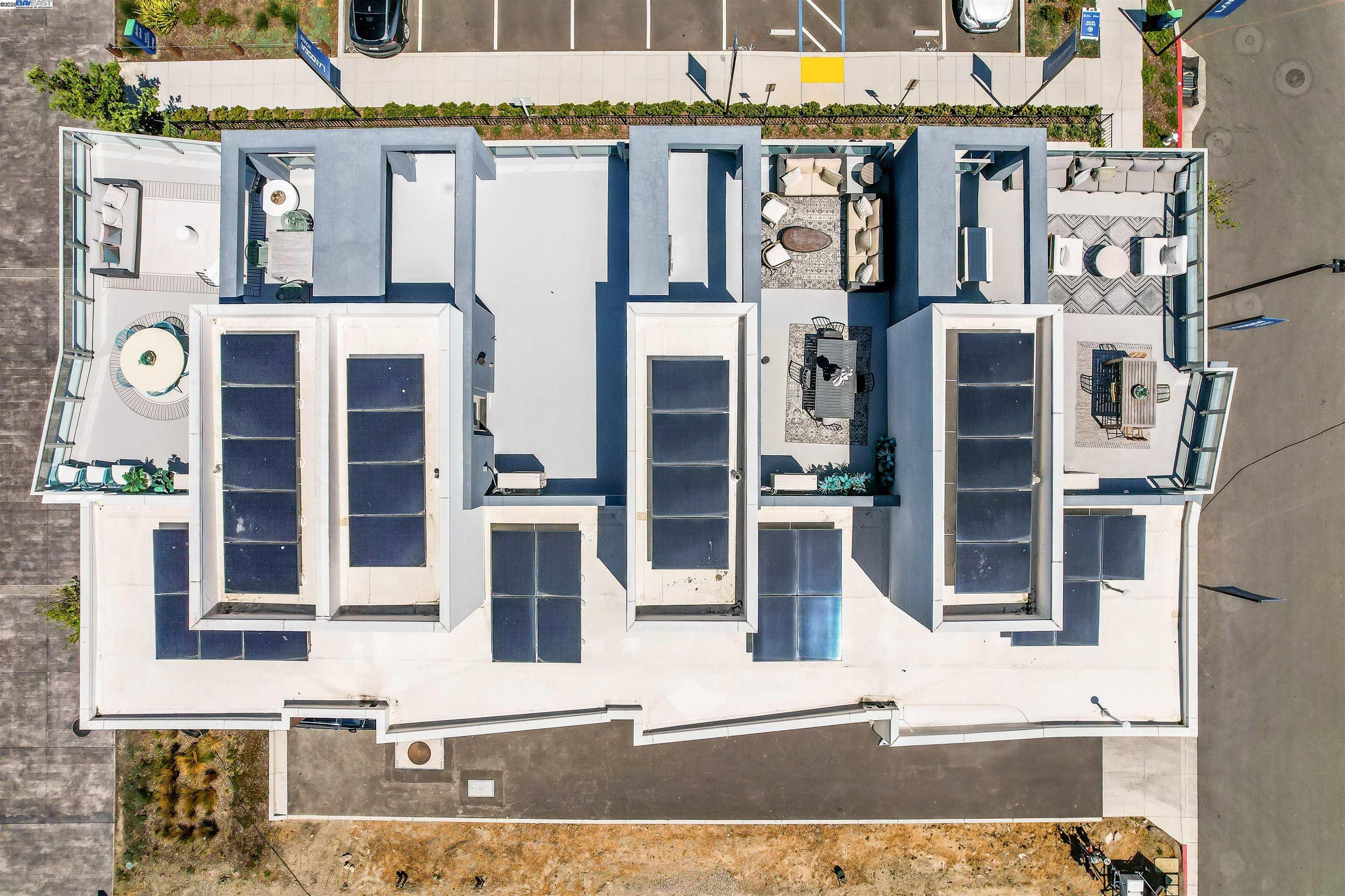 Detail Gallery Image 54 of 60 For 2256 Stanford Street, Alameda,  CA 94501 - 3 Beds | 3/1 Baths