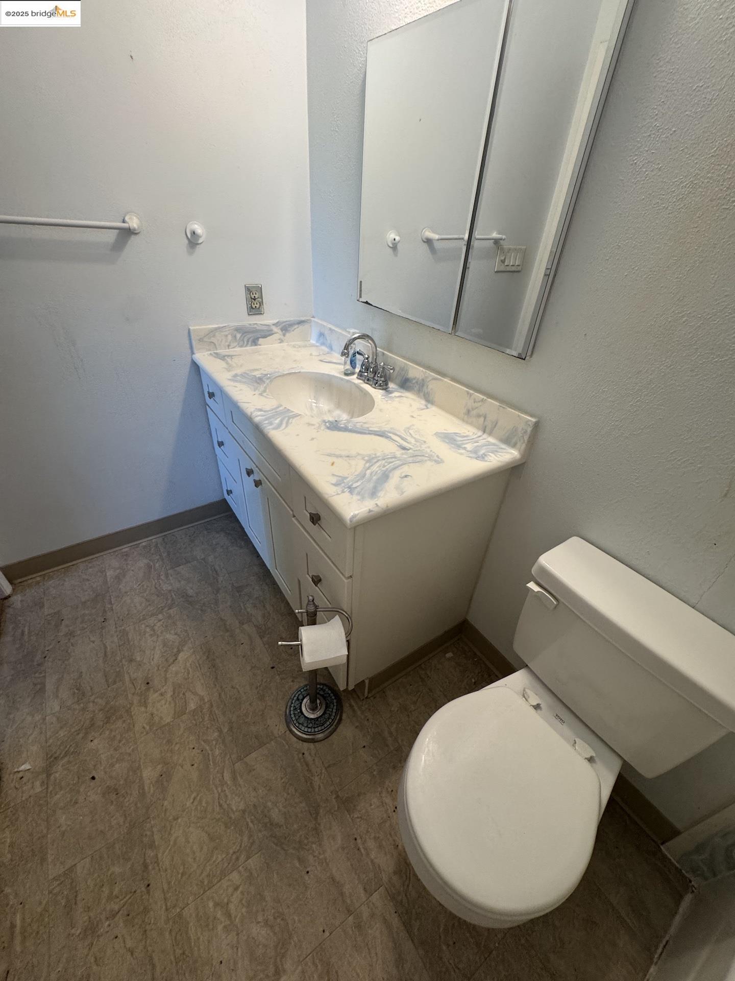 Detail Gallery Image 43 of 45 For 3115 Marvelle Ln, Concord,  CA 94518 - 4 Beds | 2 Baths