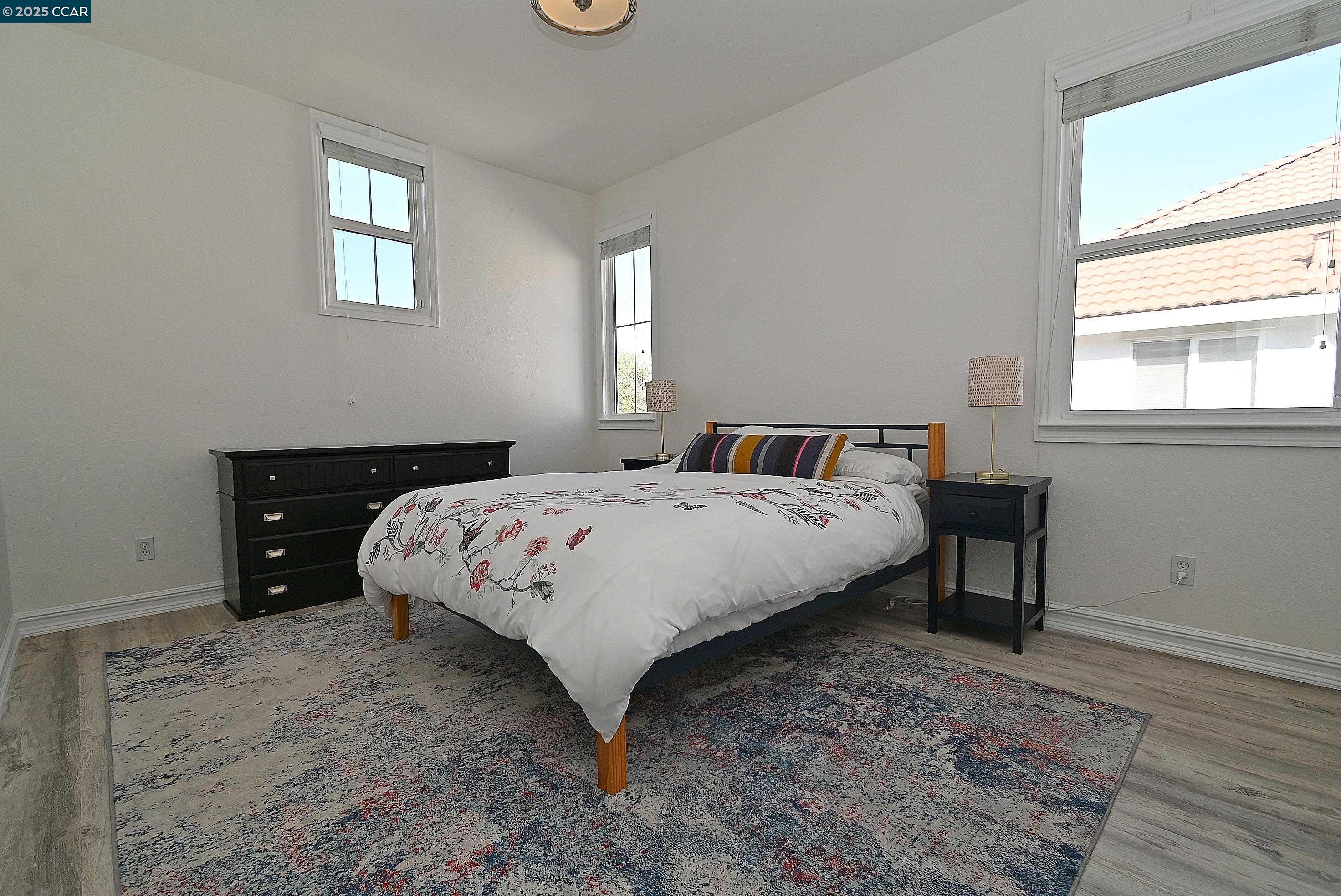 Detail Gallery Image 30 of 55 For 829 Deer Spring Cir, Concord,  CA 94521 - 5 Beds | 2/1 Baths