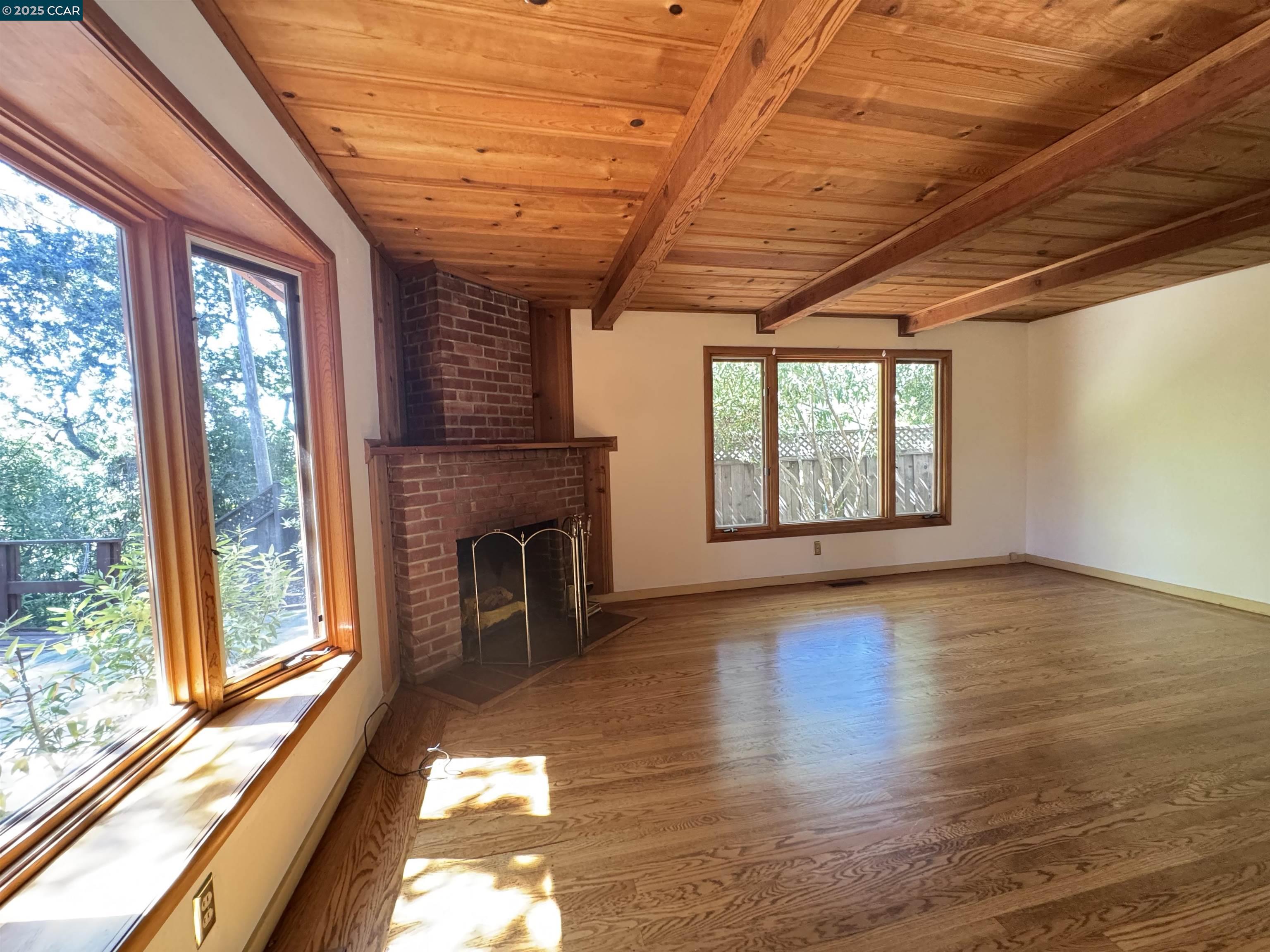 Detail Gallery Image 6 of 29 For 919 Janet Ln, Lafayette,  CA 94549 - 3 Beds | 2 Baths