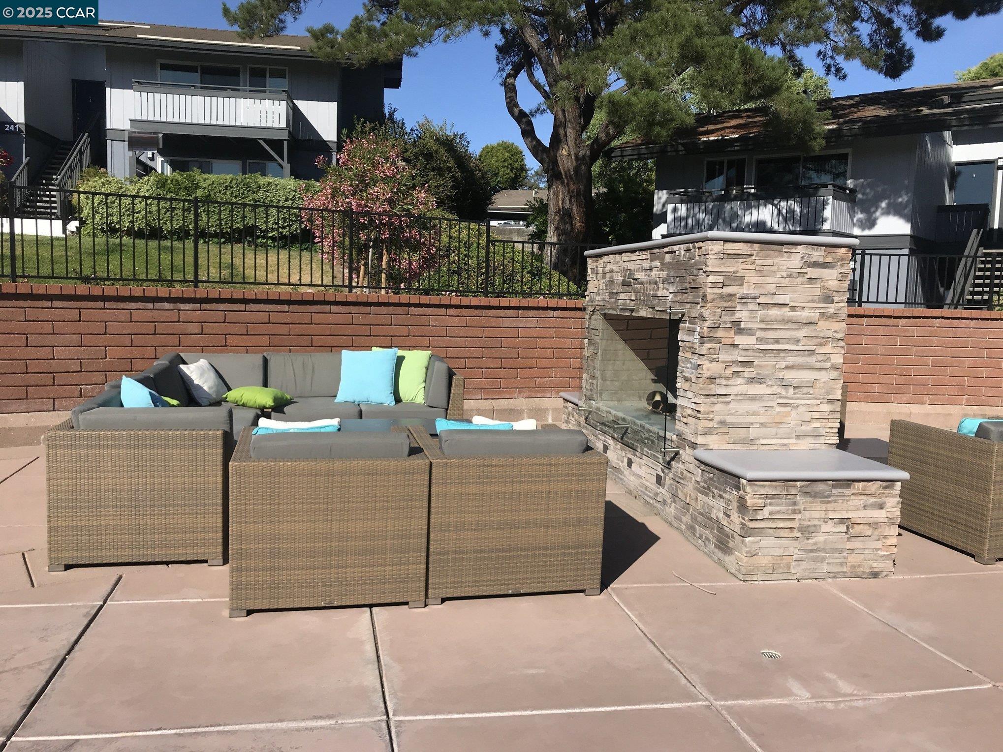 Detail Gallery Image 23 of 29 For 205 Masters Ct #3,  Walnut Creek,  CA 94598 - 1 Beds | 1 Baths