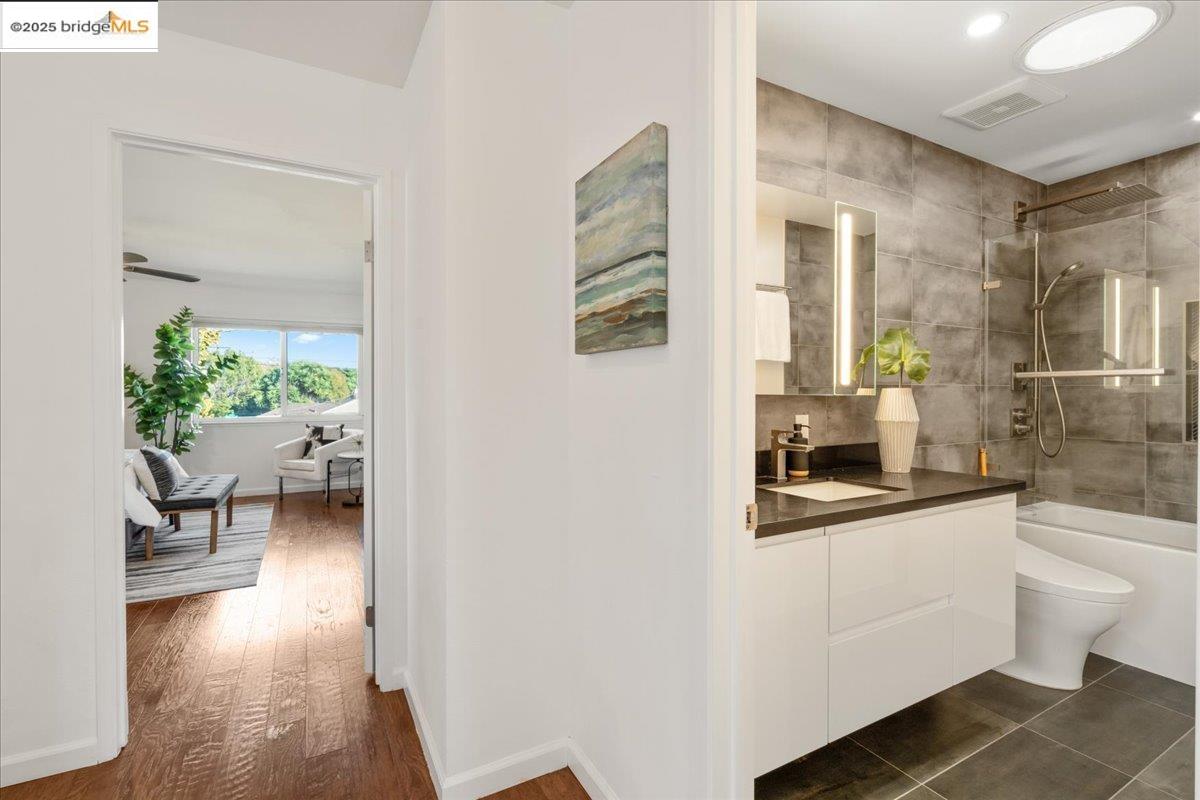 Detail Gallery Image 38 of 60 For 15001 Norton St, San Leandro,  CA 94579 - 3 Beds | 2/1 Baths