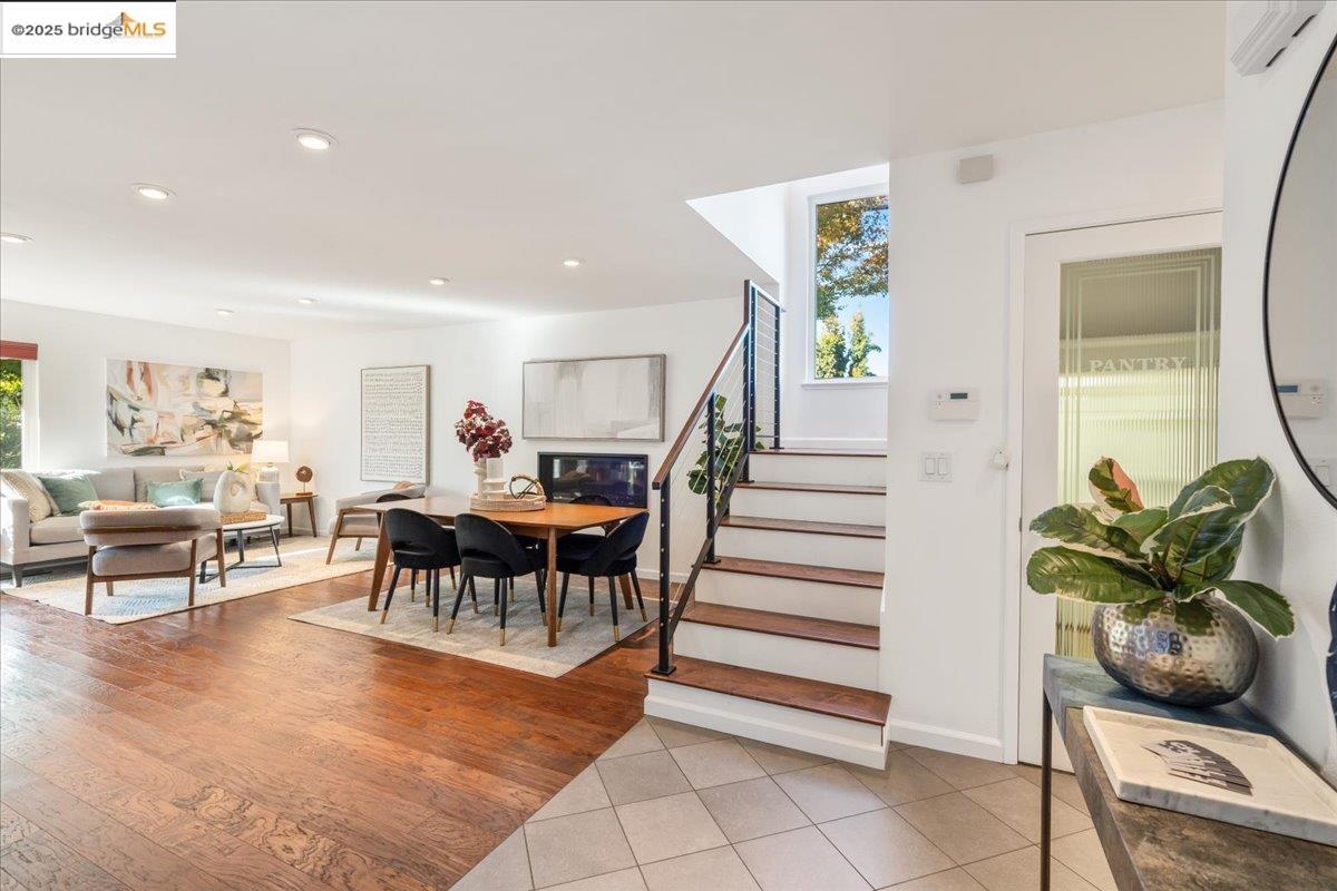 Detail Gallery Image 6 of 60 For 15001 Norton St, San Leandro,  CA 94579 - 3 Beds | 2/1 Baths