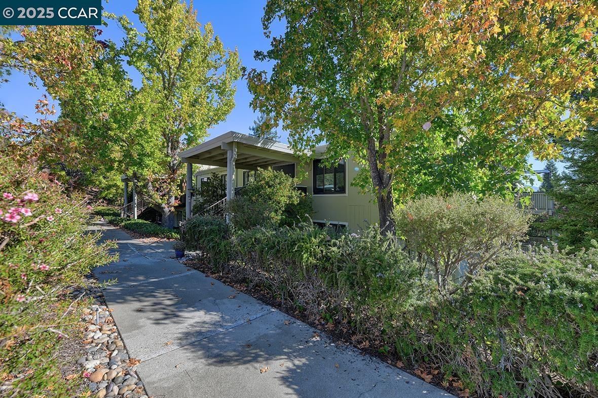 Detail Gallery Image 32 of 48 For 1441 Oakmont Dr #7,  Walnut Creek,  CA 94595 - 2 Beds | 1 Baths