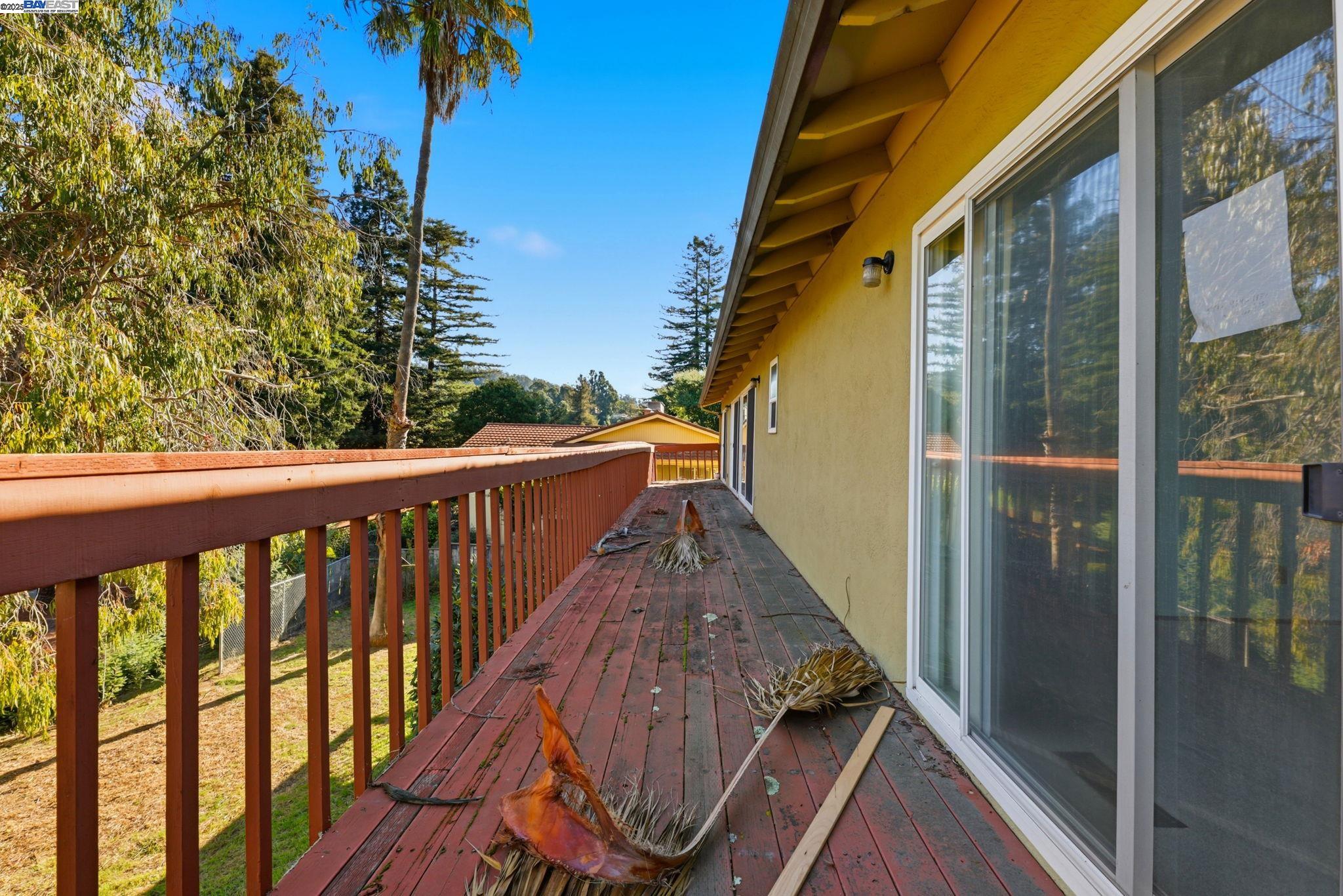 Detail Gallery Image 43 of 46 For 85 Sequoyah View, Oakland,  CA 94605 - 4 Beds | 3 Baths