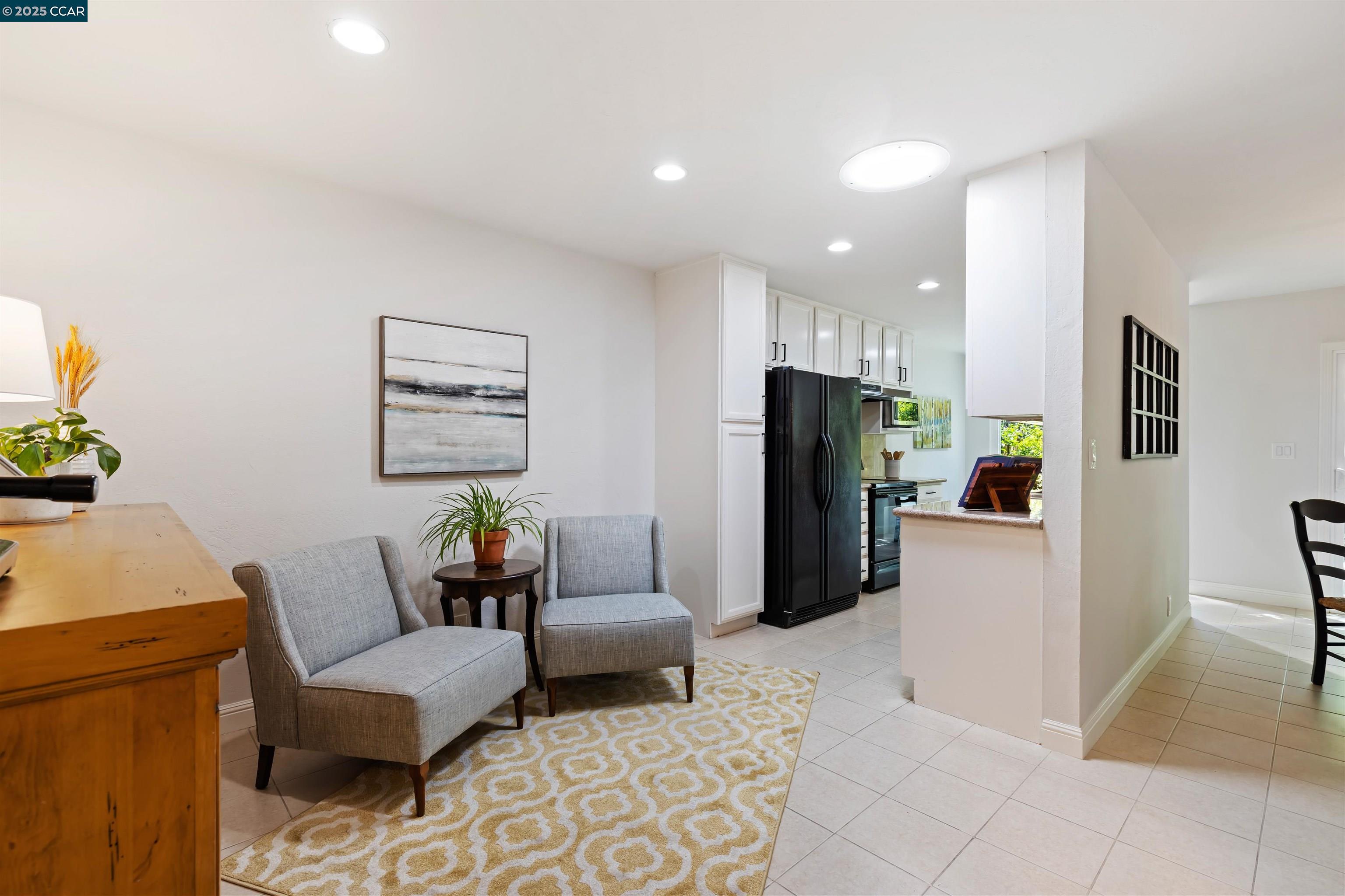 Detail Gallery Image 18 of 40 For 1513 Siskiyou Dr, Walnut Creek,  CA 94598 - 3 Beds | 2/1 Baths