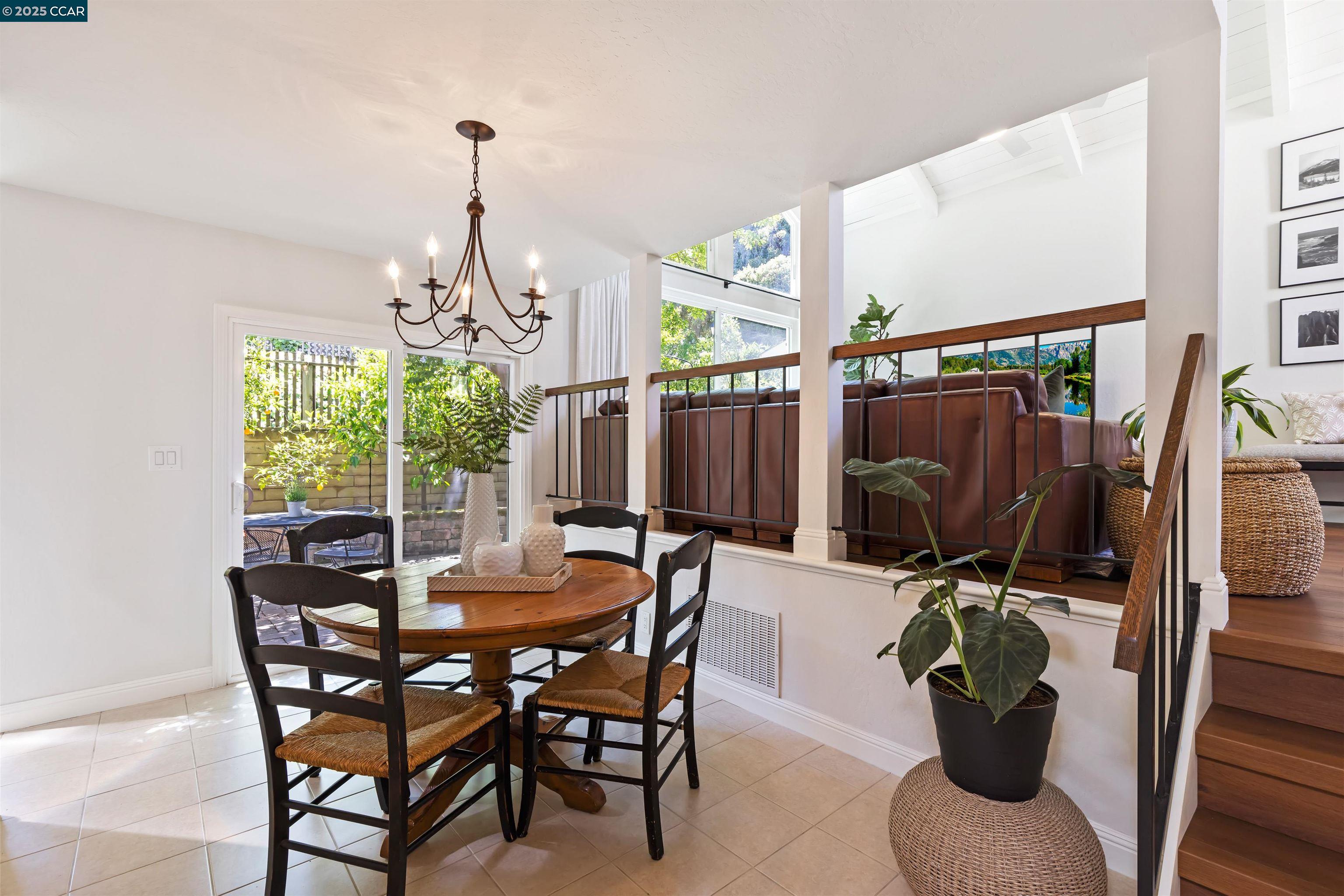 Detail Gallery Image 9 of 40 For 1513 Siskiyou Dr, Walnut Creek,  CA 94598 - 3 Beds | 2/1 Baths