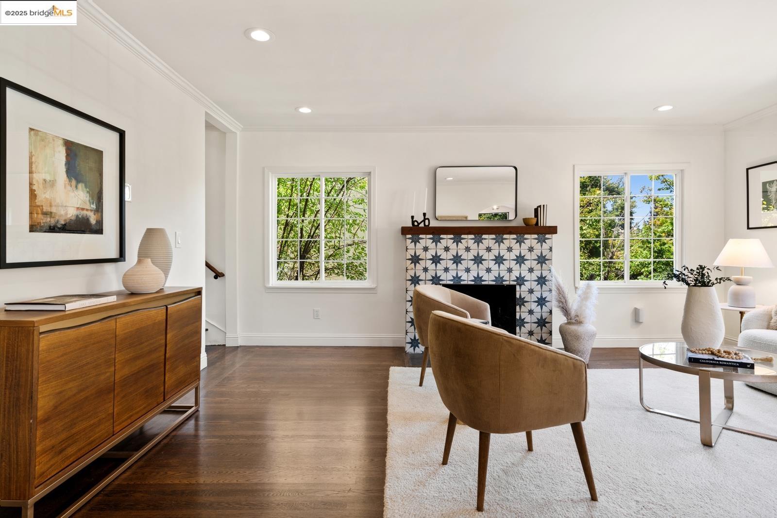 Detail Gallery Image 11 of 54 For 667 Mandana Blvd, Oakland,  CA 94610 - 3 Beds | 3 Baths