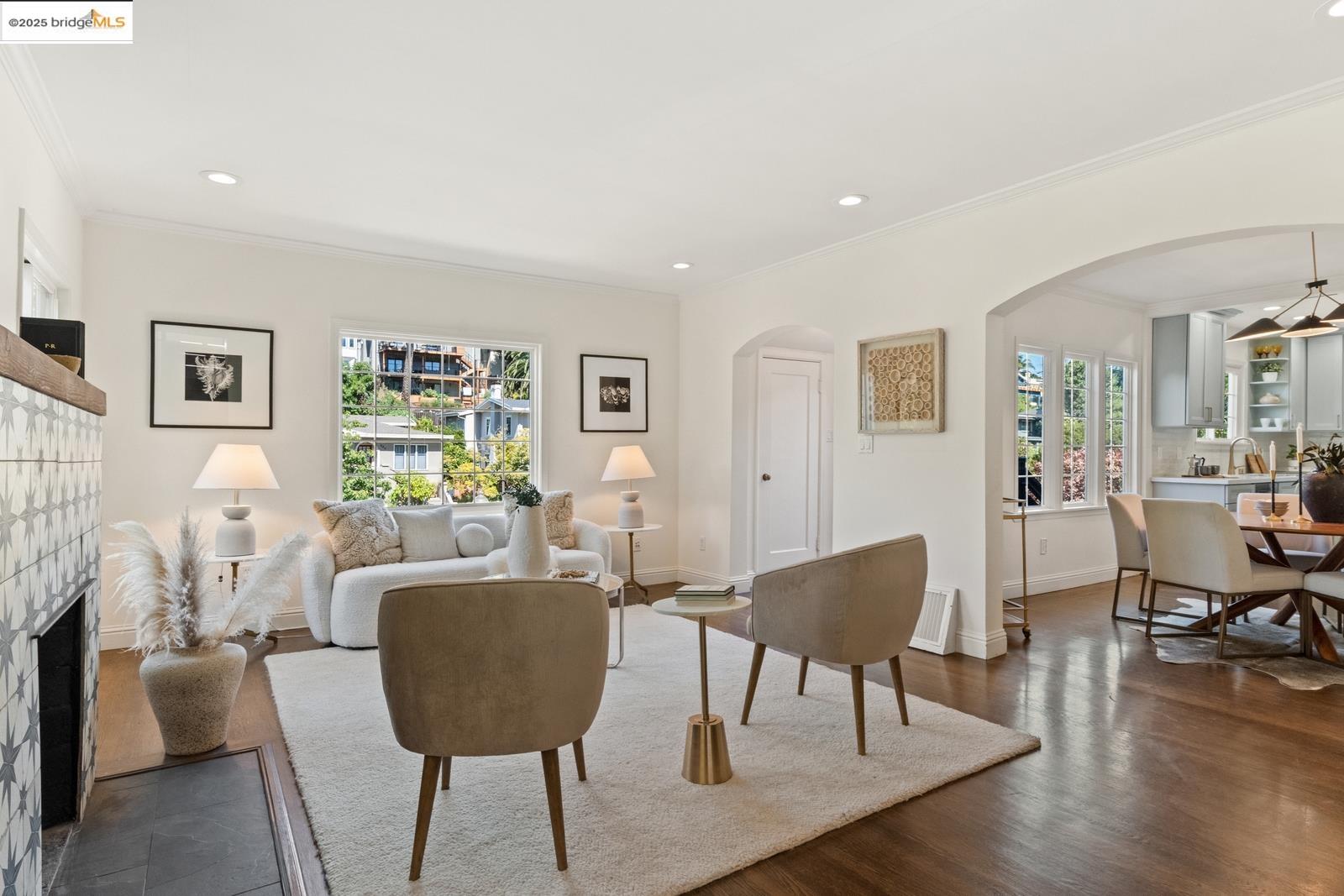 Detail Gallery Image 18 of 54 For 667 Mandana Blvd, Oakland,  CA 94610 - 3 Beds | 3 Baths