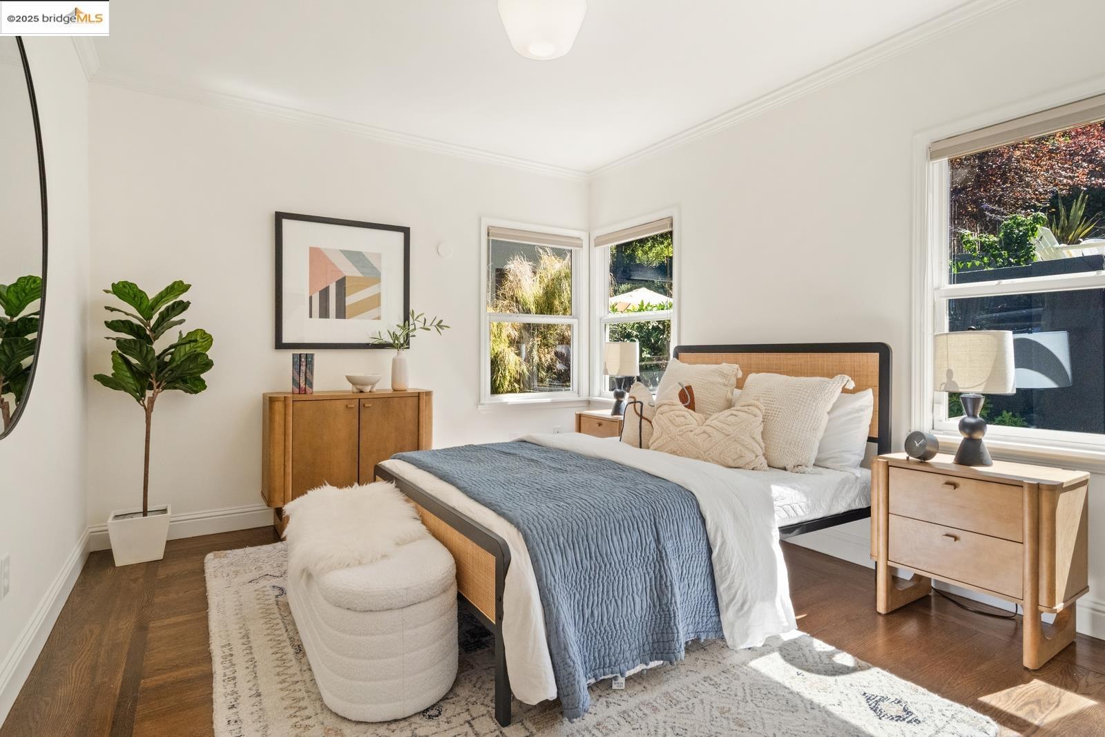 Detail Gallery Image 33 of 54 For 667 Mandana Blvd, Oakland,  CA 94610 - 3 Beds | 3 Baths