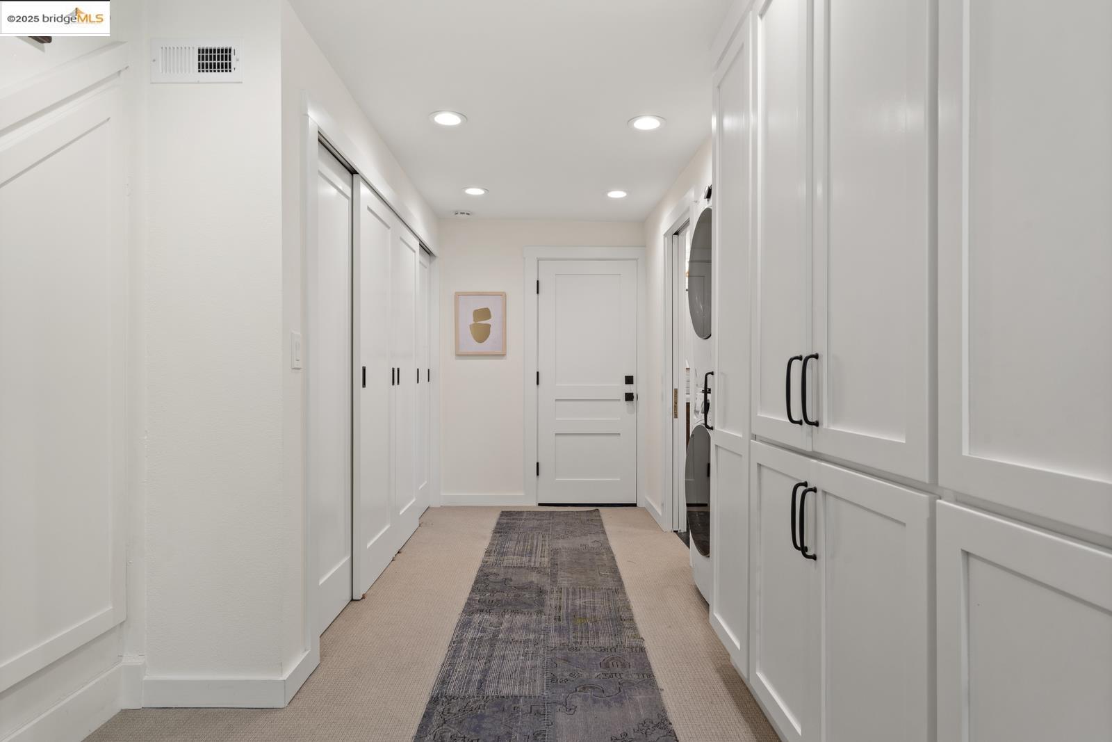 Detail Gallery Image 39 of 54 For 667 Mandana Blvd, Oakland,  CA 94610 - 3 Beds | 3 Baths