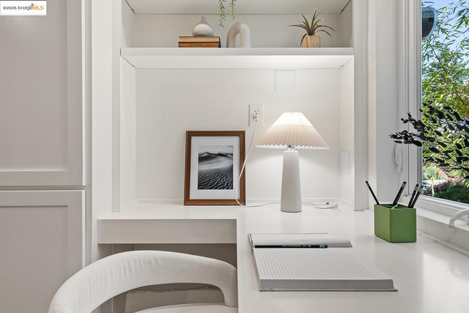 Detail Gallery Image 40 of 54 For 667 Mandana Blvd, Oakland,  CA 94610 - 3 Beds | 3 Baths