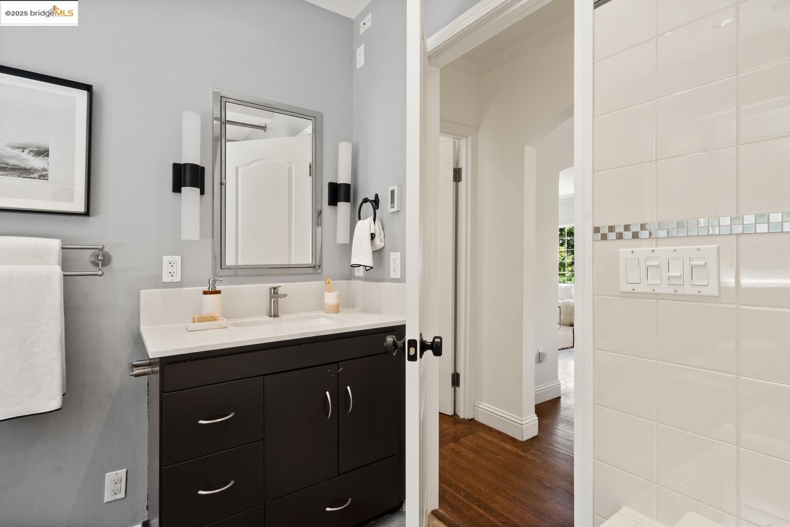 Detail Gallery Image 43 of 54 For 667 Mandana Blvd, Oakland,  CA 94610 - 3 Beds | 3 Baths