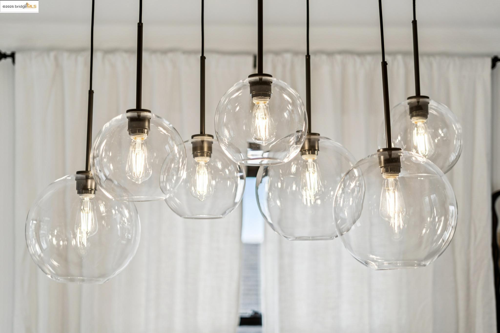 Detail Gallery Image 12 of 44 For 3925 Balfour Avenue, Oakland,  CA 94610 - 3 Beds | 2 Baths