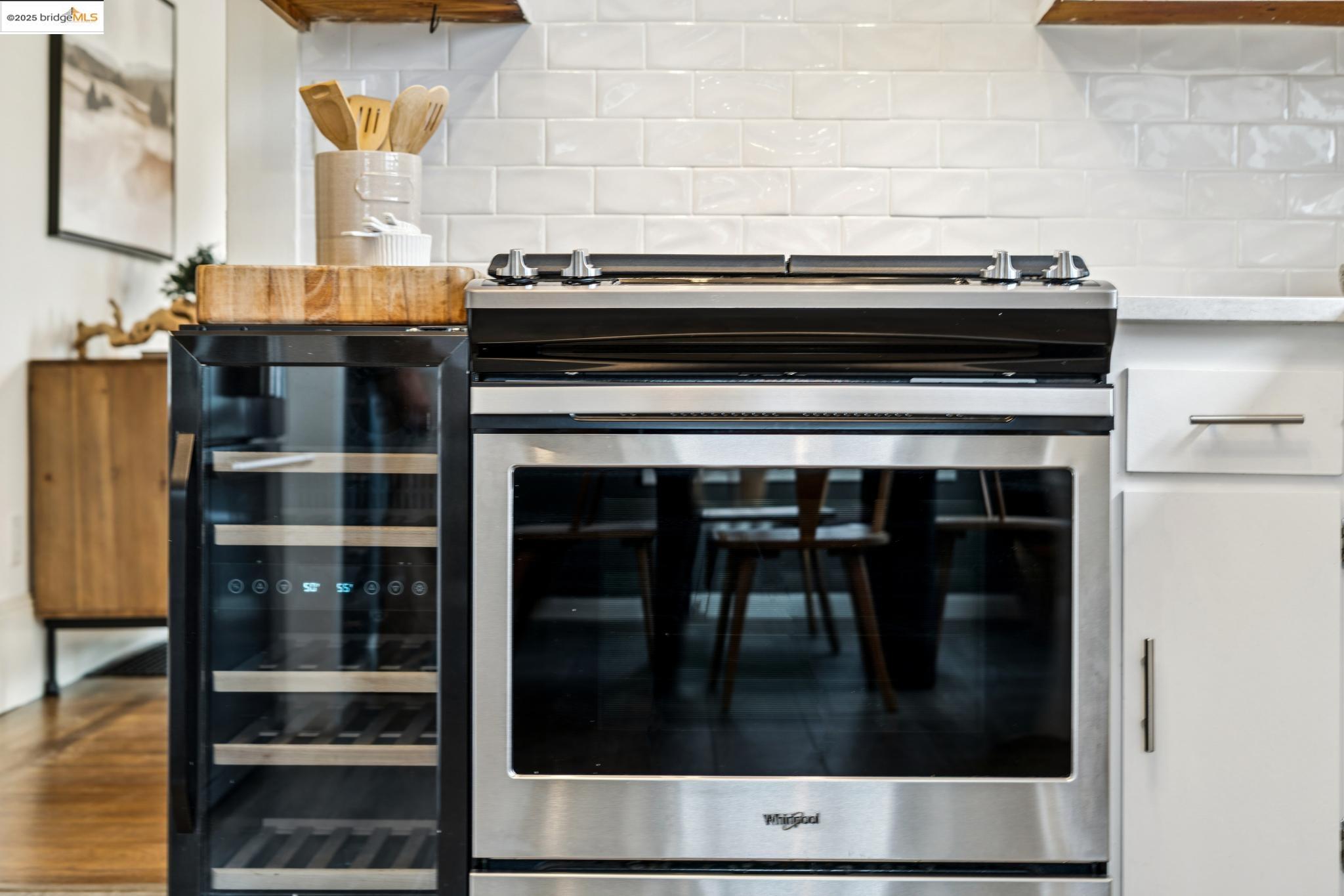 Detail Gallery Image 17 of 44 For 3925 Balfour Avenue, Oakland,  CA 94610 - 3 Beds | 2 Baths