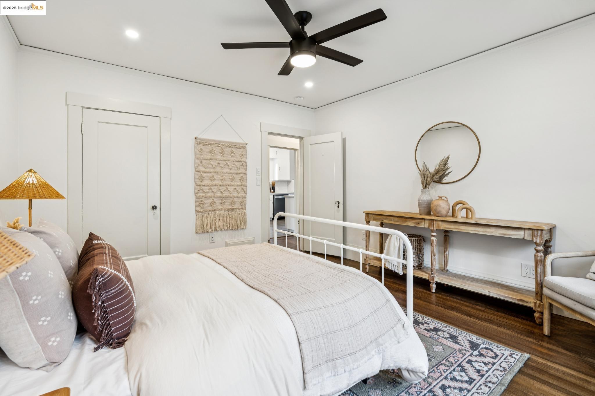 Detail Gallery Image 23 of 44 For 3925 Balfour Avenue, Oakland,  CA 94610 - 3 Beds | 2 Baths