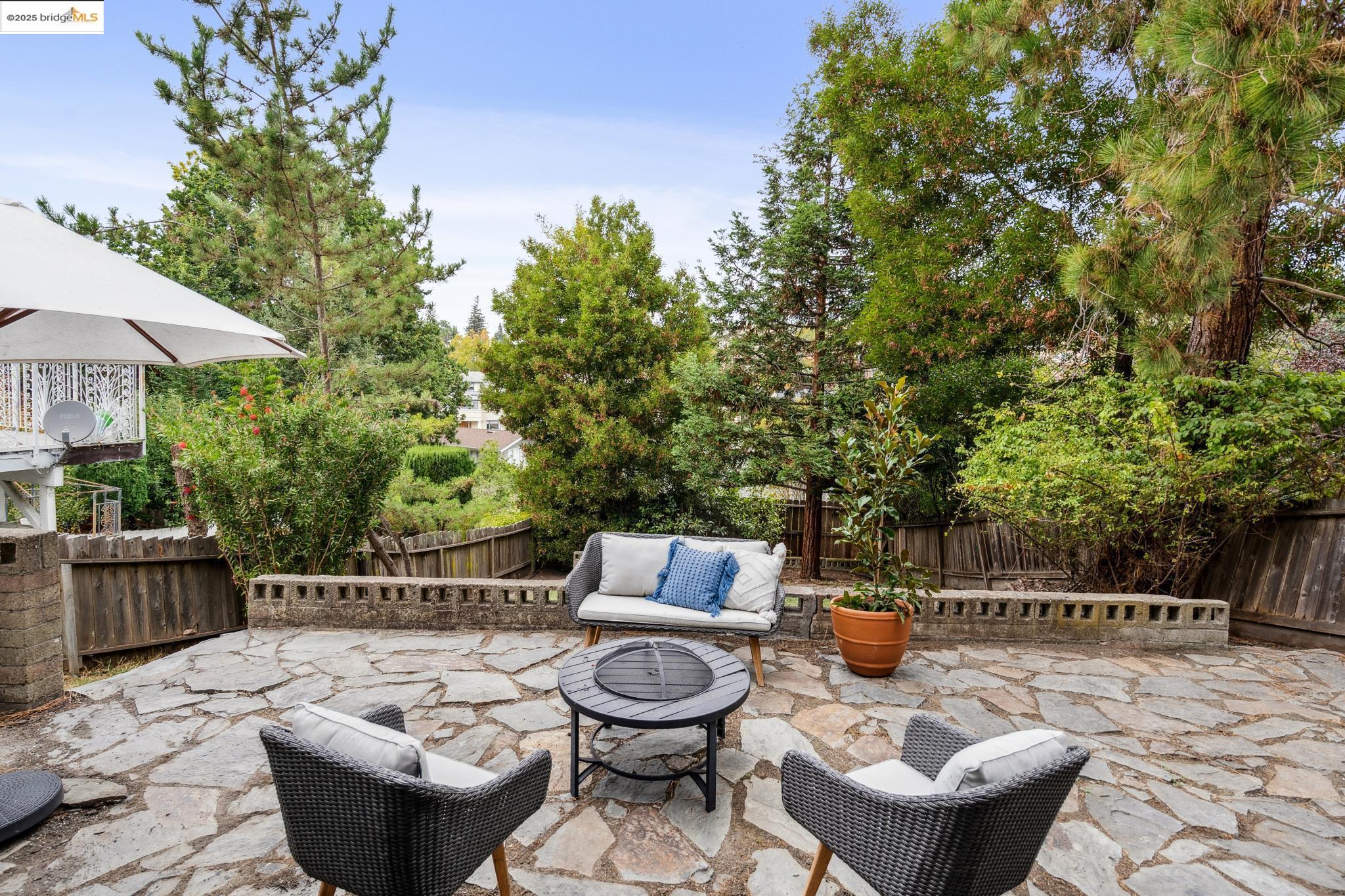 Detail Gallery Image 40 of 44 For 3925 Balfour Avenue, Oakland,  CA 94610 - 3 Beds | 2 Baths