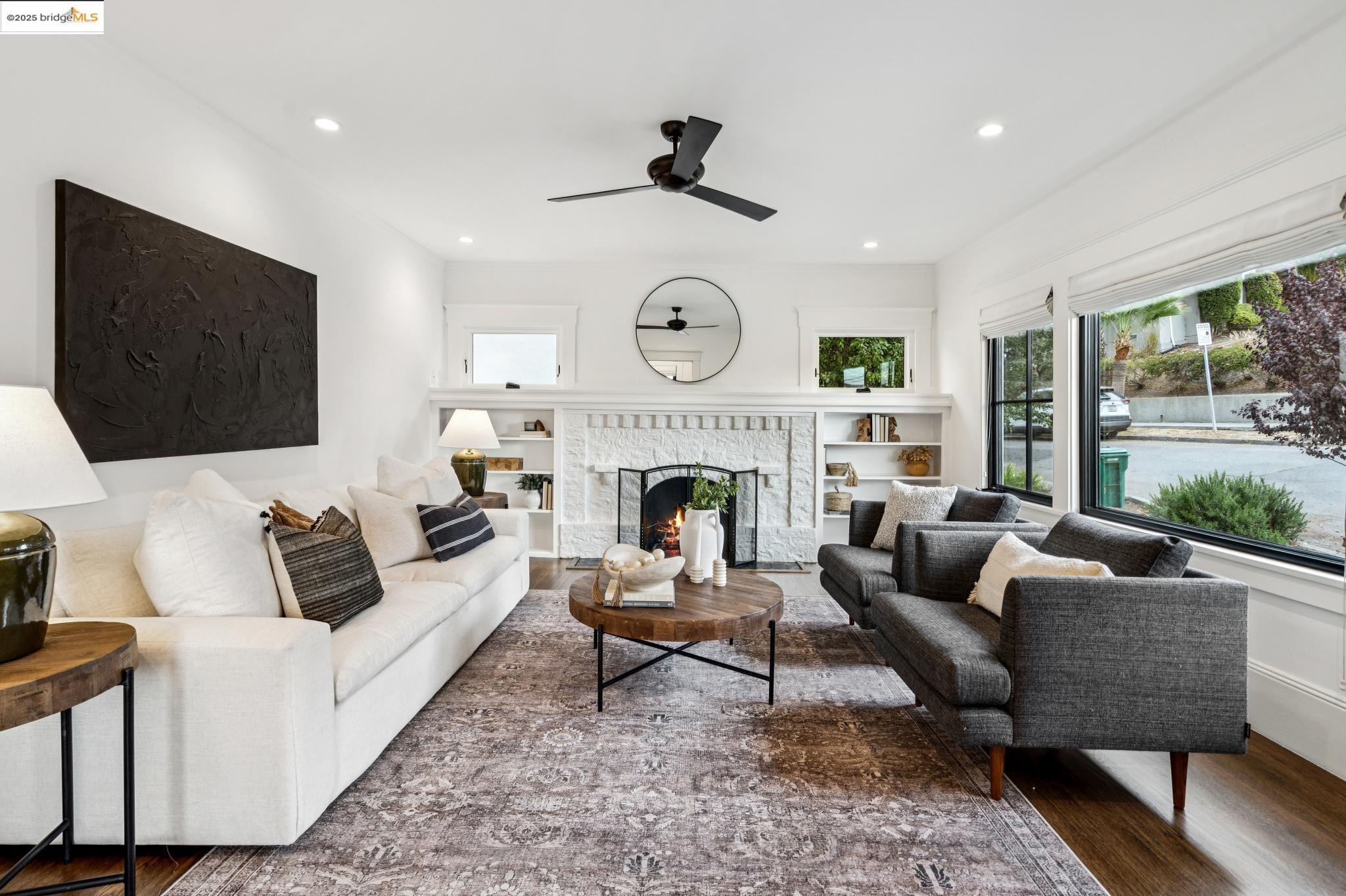 Detail Gallery Image 5 of 44 For 3925 Balfour Avenue, Oakland,  CA 94610 - 3 Beds | 2 Baths