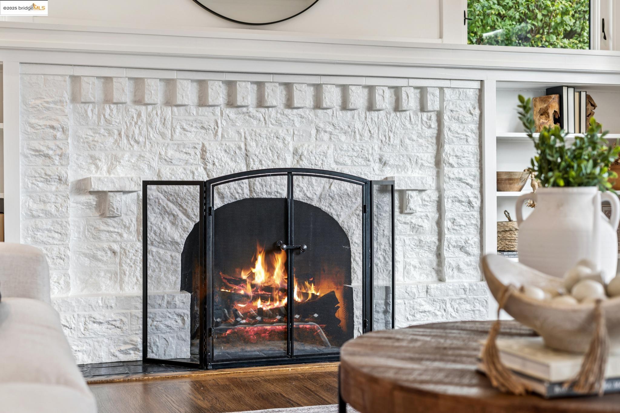 Detail Gallery Image 8 of 44 For 3925 Balfour Avenue, Oakland,  CA 94610 - 3 Beds | 2 Baths