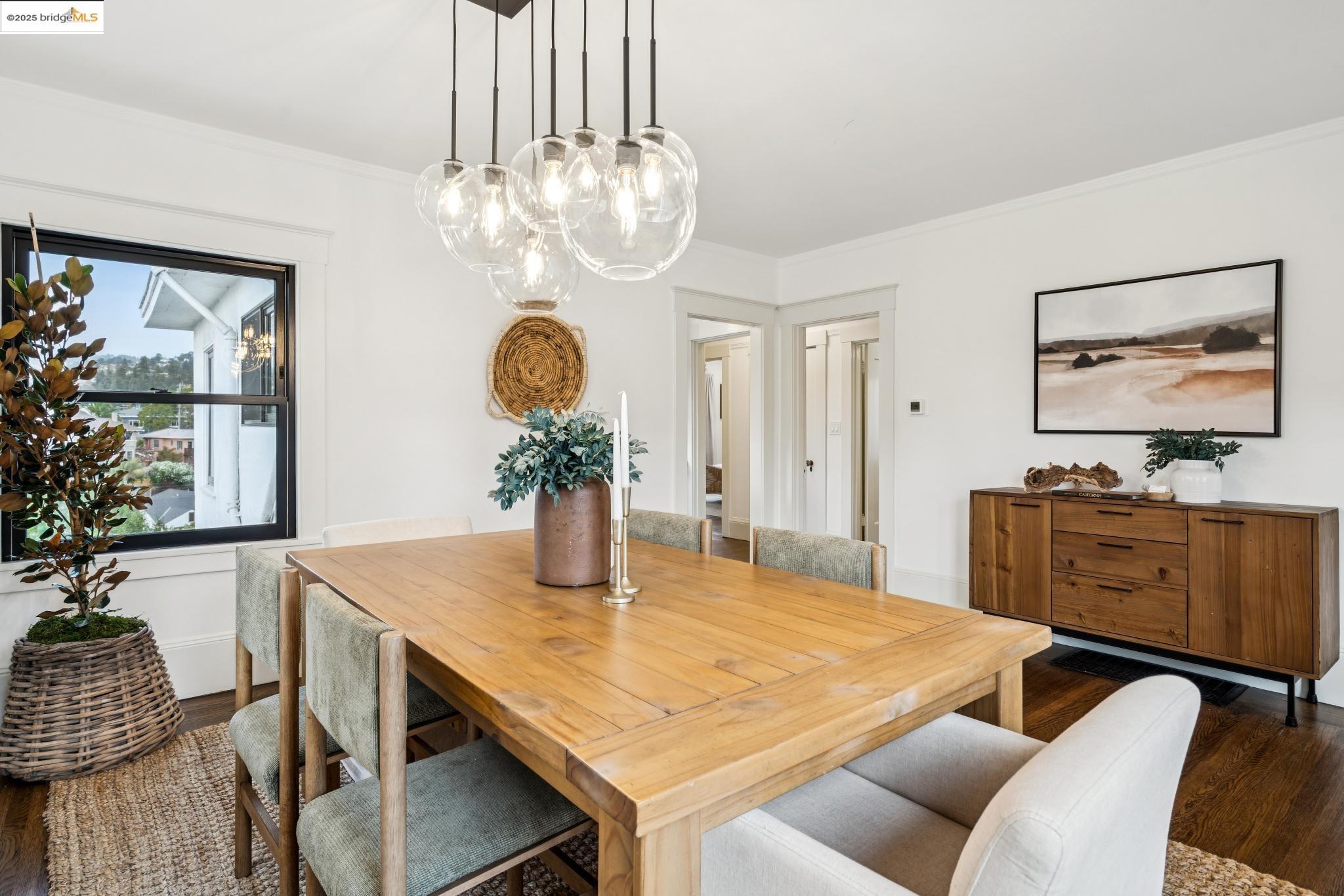 Detail Gallery Image 10 of 44 For 3925 Balfour Avenue, Oakland,  CA 94610 - 3 Beds | 2 Baths