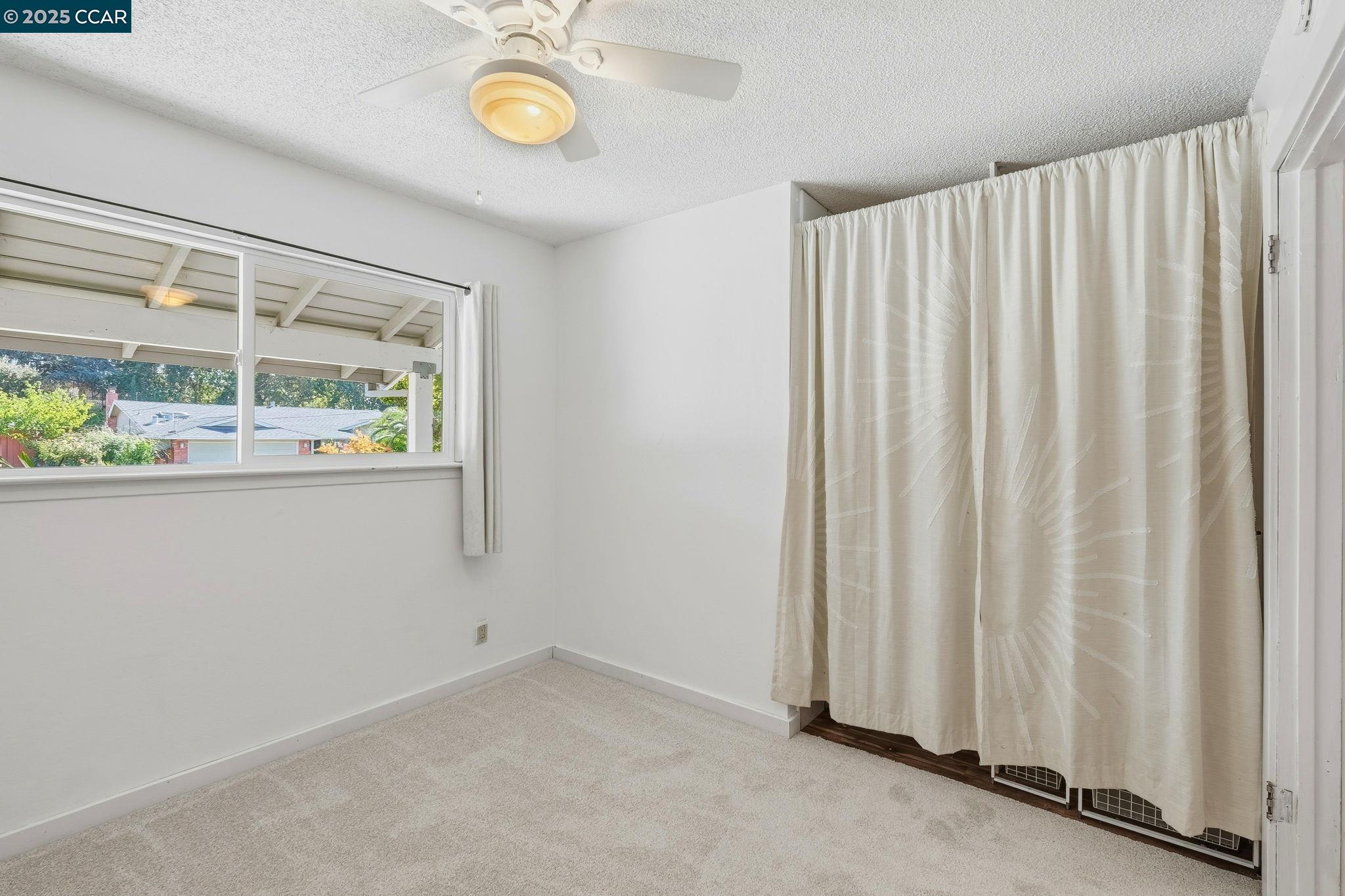 Detail Gallery Image 22 of 36 For 1288 Kentucky Dr, Concord,  CA 94521 - 3 Beds | 2 Baths