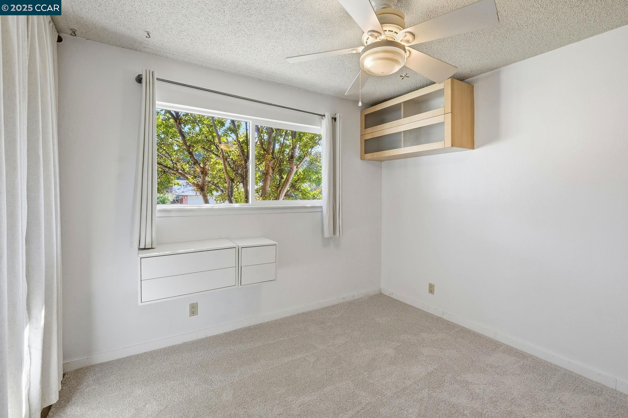 Detail Gallery Image 23 of 36 For 1288 Kentucky Dr, Concord,  CA 94521 - 3 Beds | 2 Baths