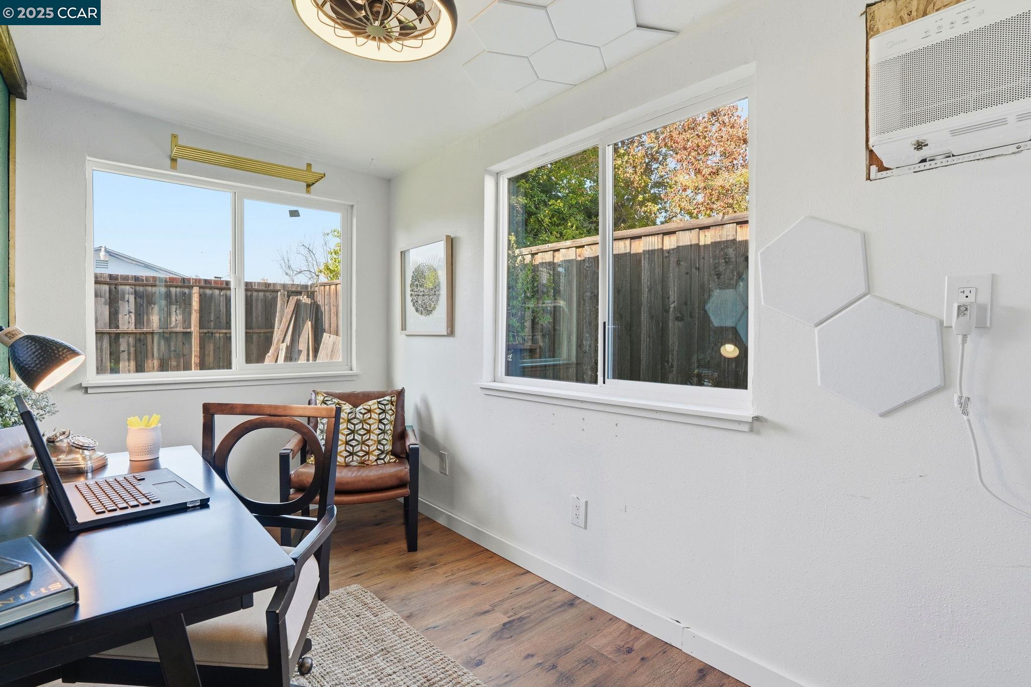 Detail Gallery Image 25 of 42 For 1288 Kentucky Dr, Concord,  CA 94521 - 3 Beds | 2 Baths