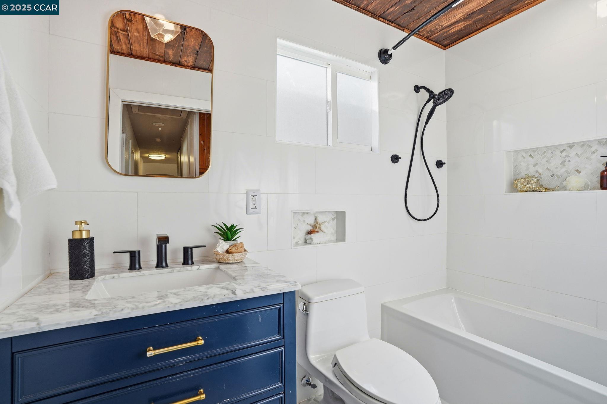 Detail Gallery Image 34 of 42 For 1288 Kentucky Dr, Concord,  CA 94521 - 3 Beds | 2 Baths